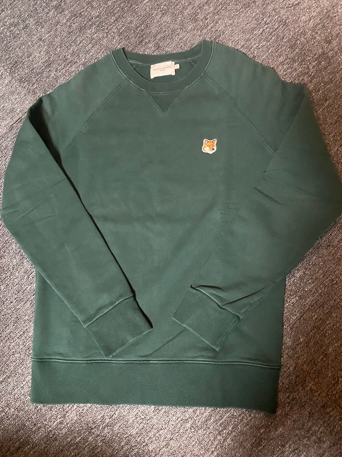 절반값 이하 급처해요!! 정품 메종키츠네 폭스 해드 맨투맨 급처요 상품이미지4