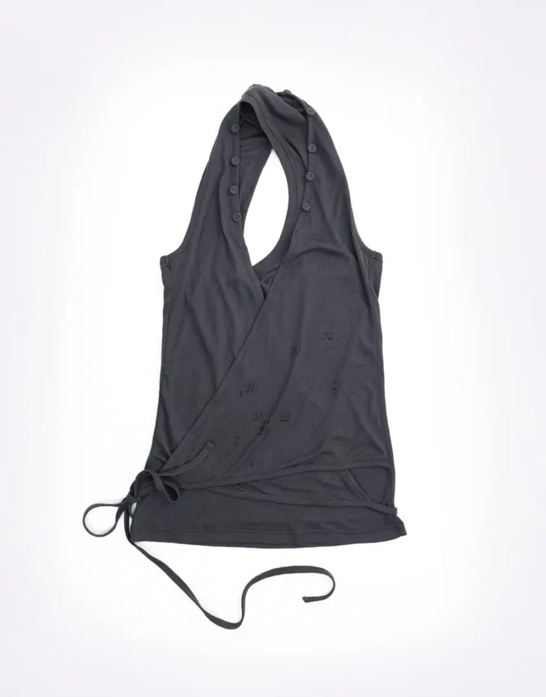 울리카상투스 Halter wrap sleeveless 상품이미지1