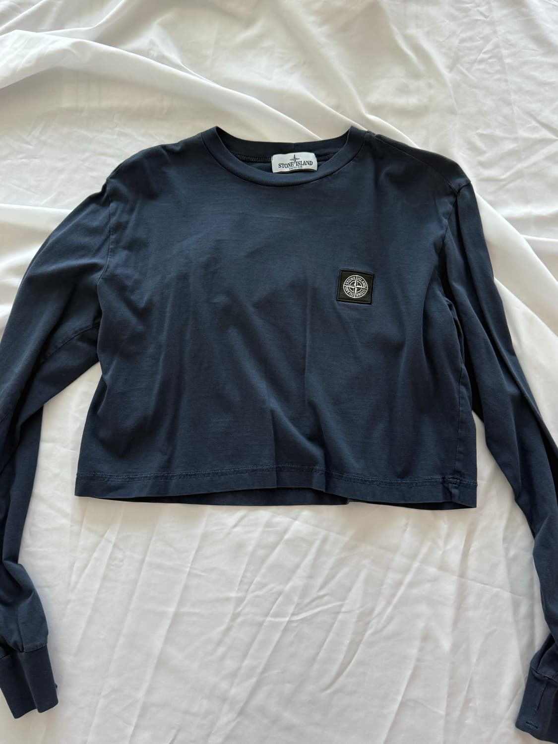 스톤아일랜드 로고 크롭 긴팔 티셔츠 상품이미지2