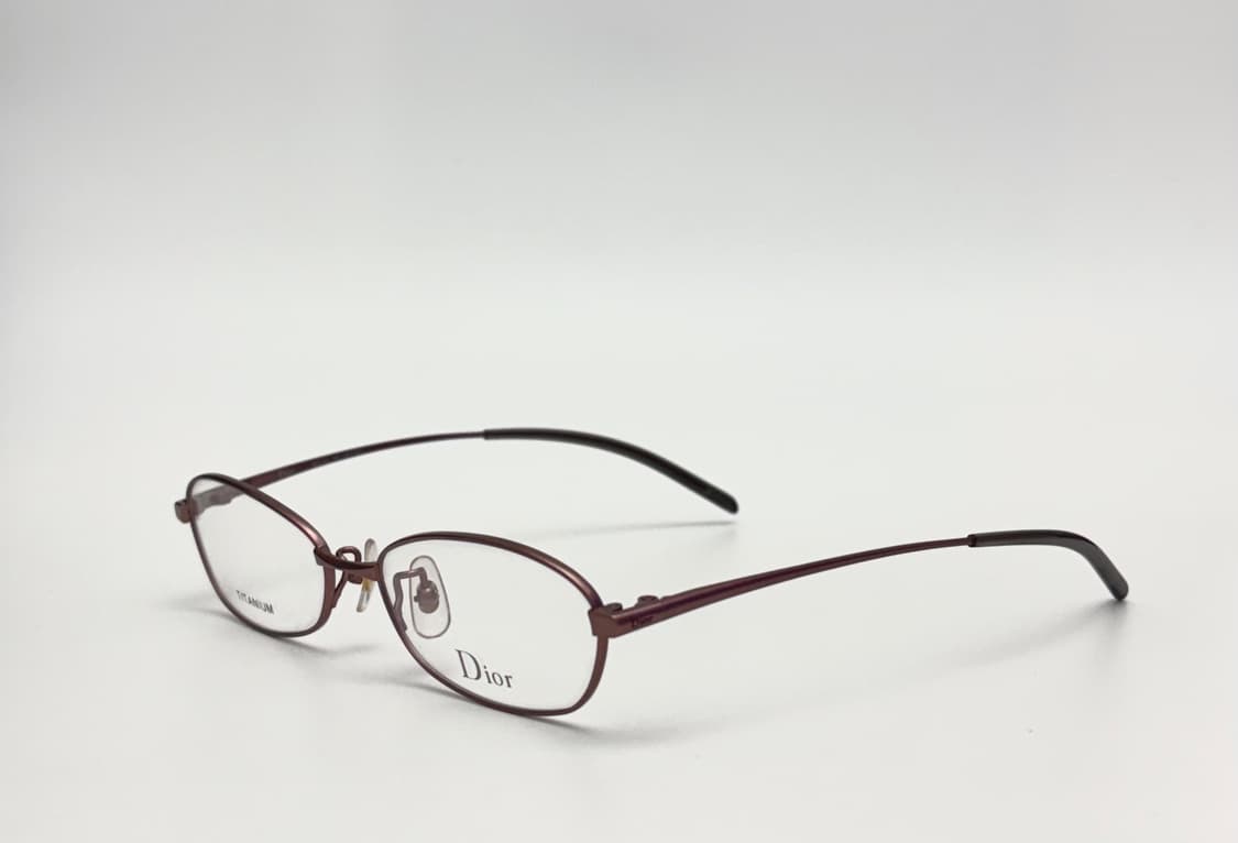디올 티타늄 안경 상품이미지1