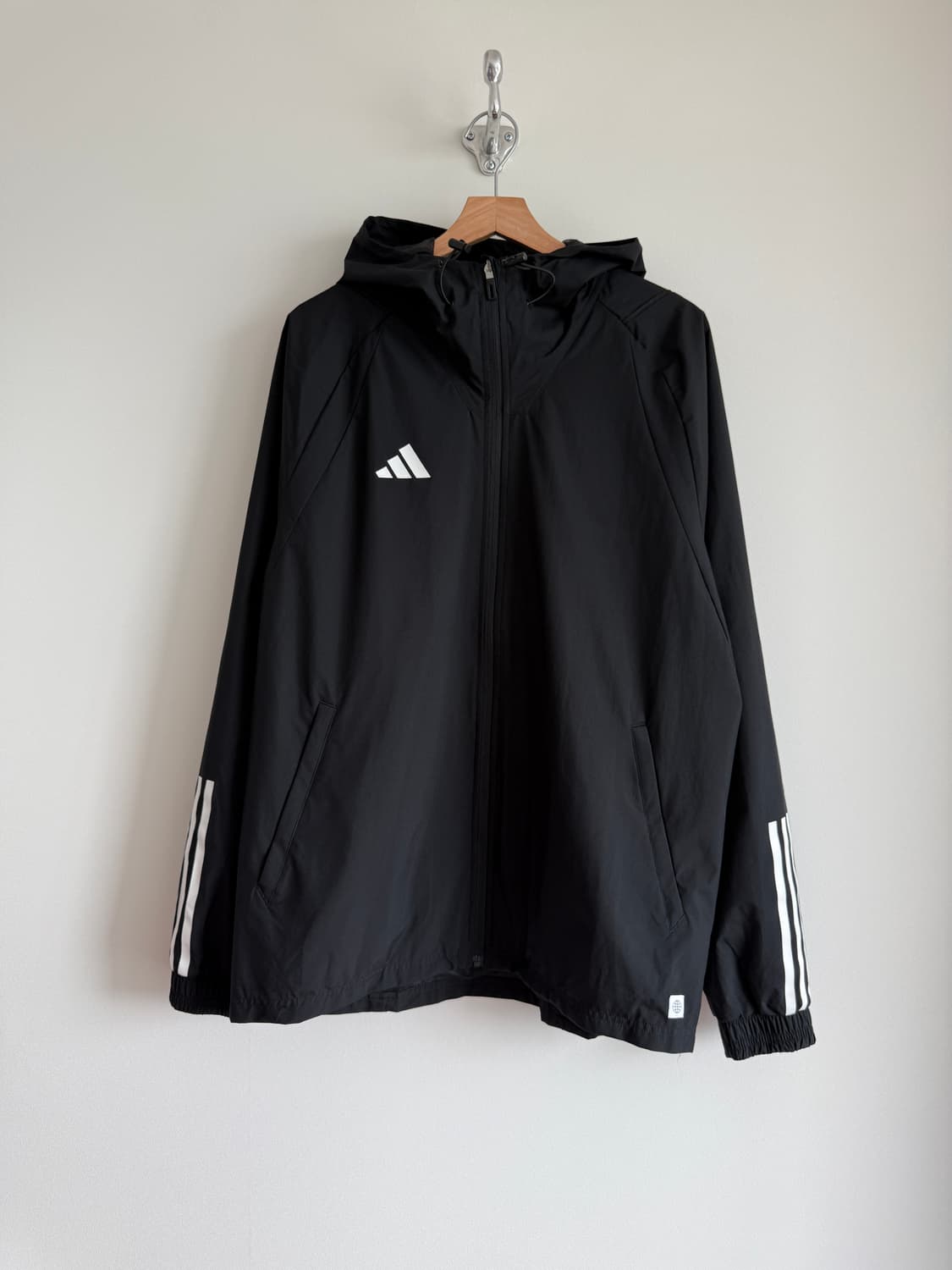 아디다스(adidas) 윈드브레이커 상품이미지1