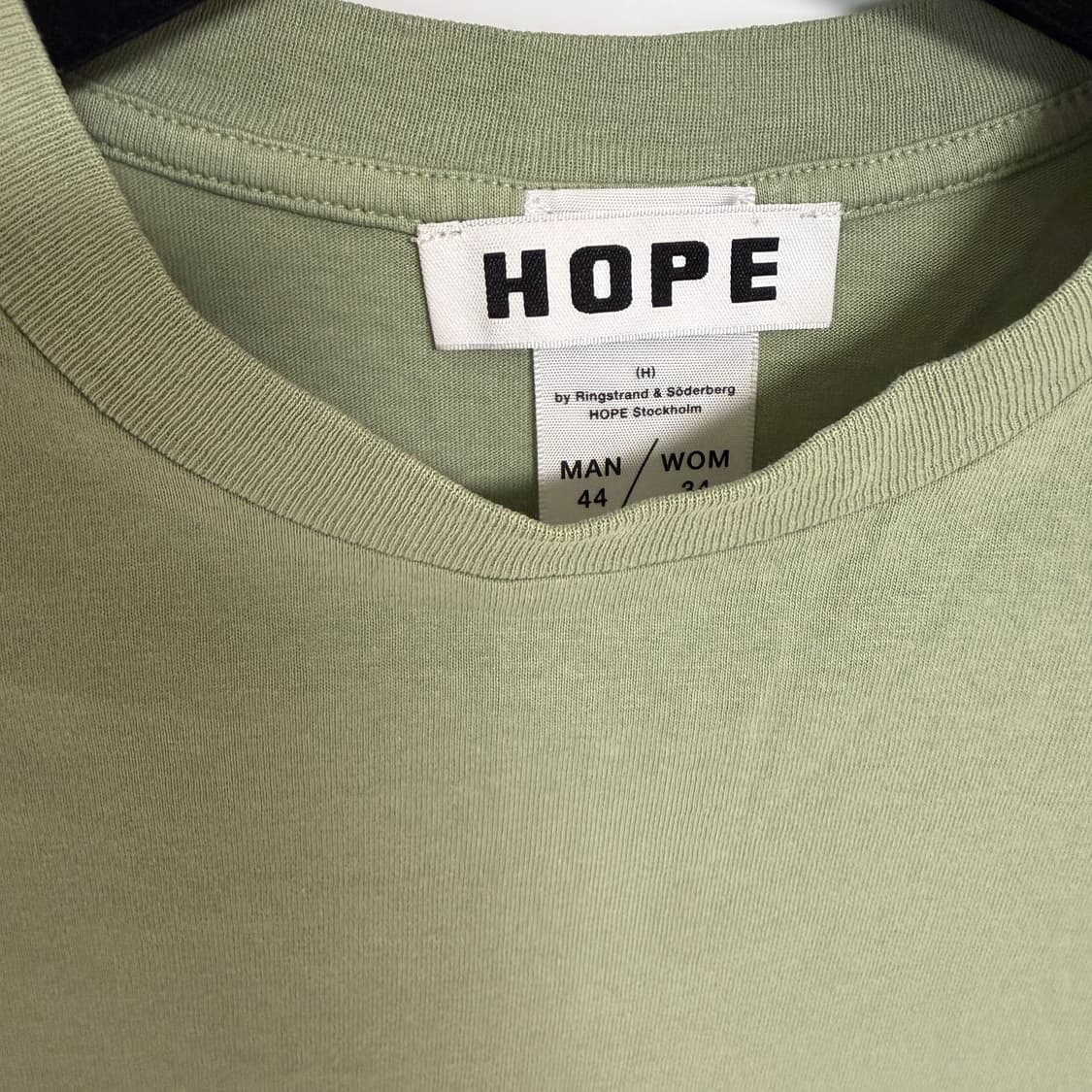 (새상품)🏷️HOPE 호프스톡홀름 반팔티 상품이미지2