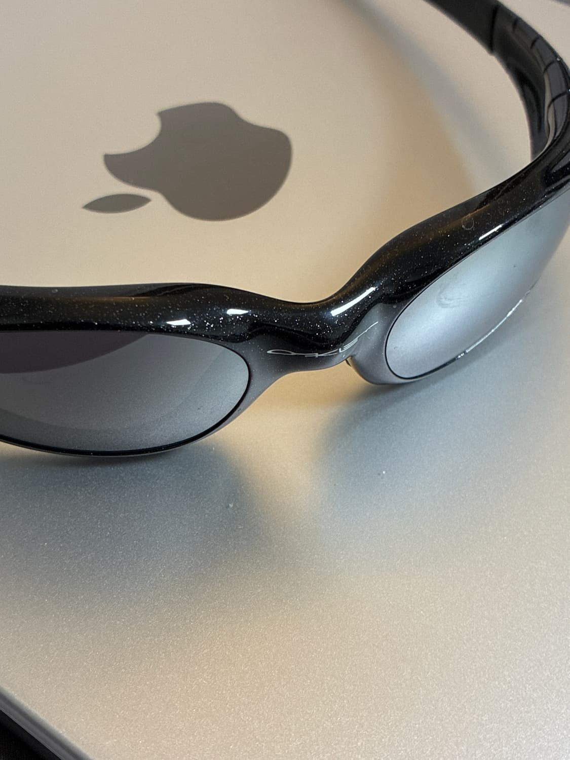 오클리 아이자켓 2.0 메탈릭블랙 상품이미지1