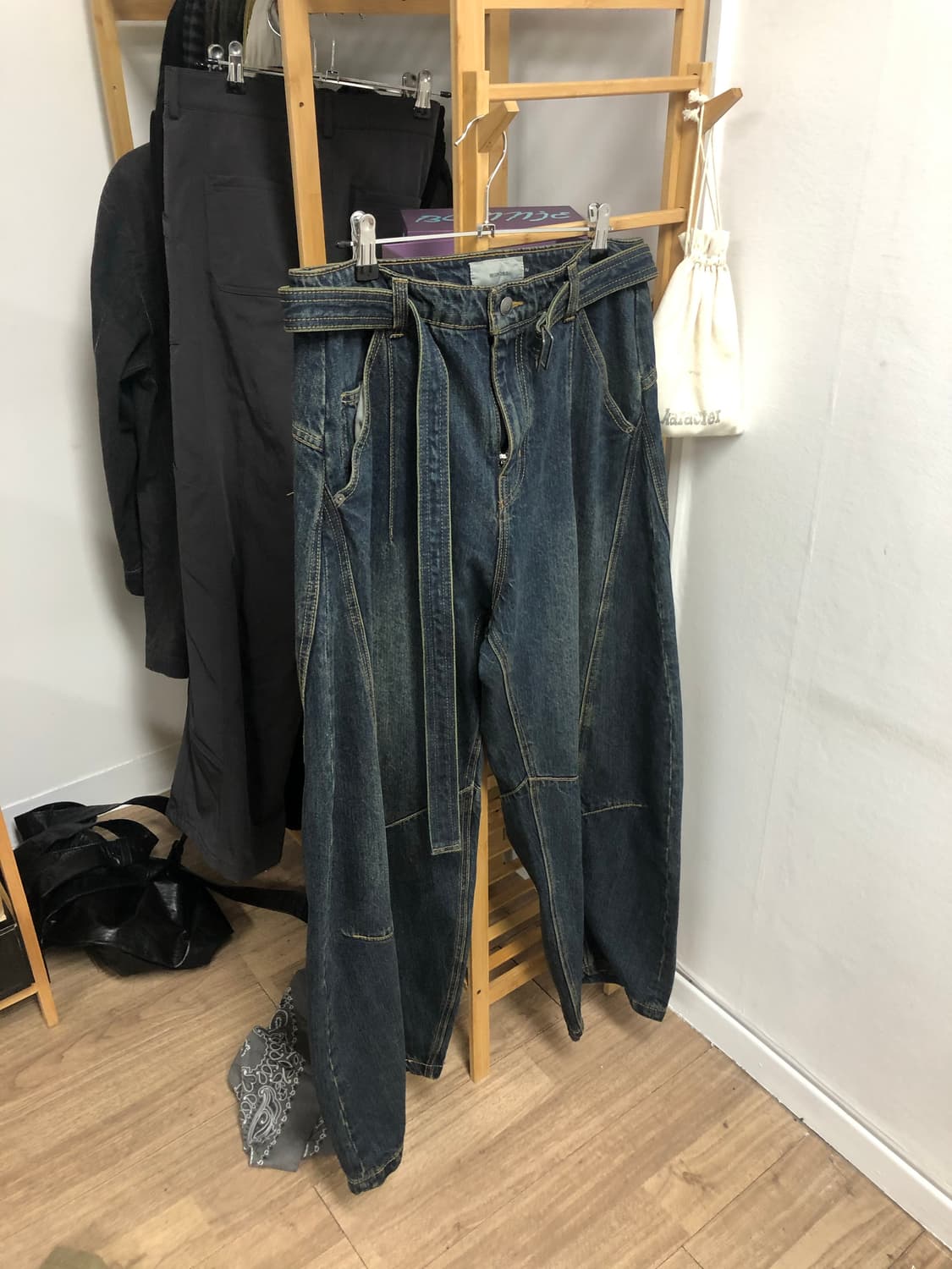 비긴202 바인드라인 커브드팬츠 2사이즈 상품이미지2