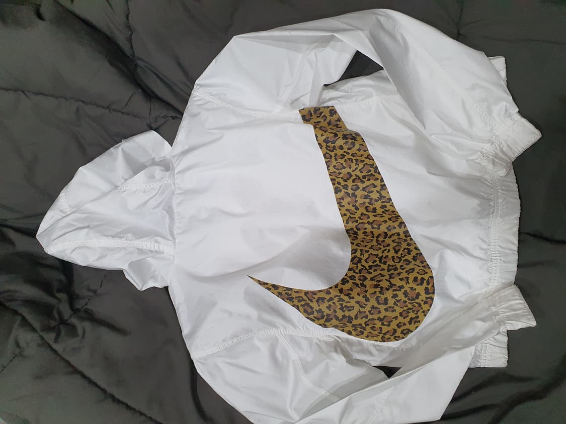 나이키 여성s 레오파드 스우시 아노락 상품이미지3