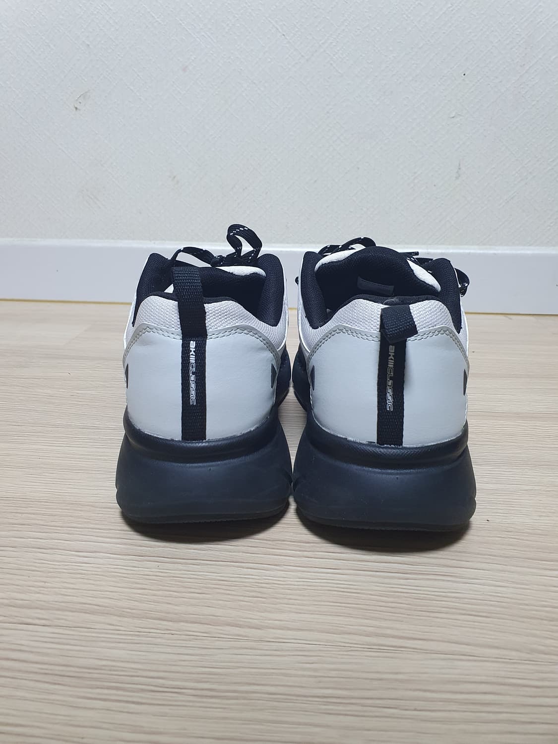 아키클래식 범퍼트레이너 운동화 290 상품이미지5