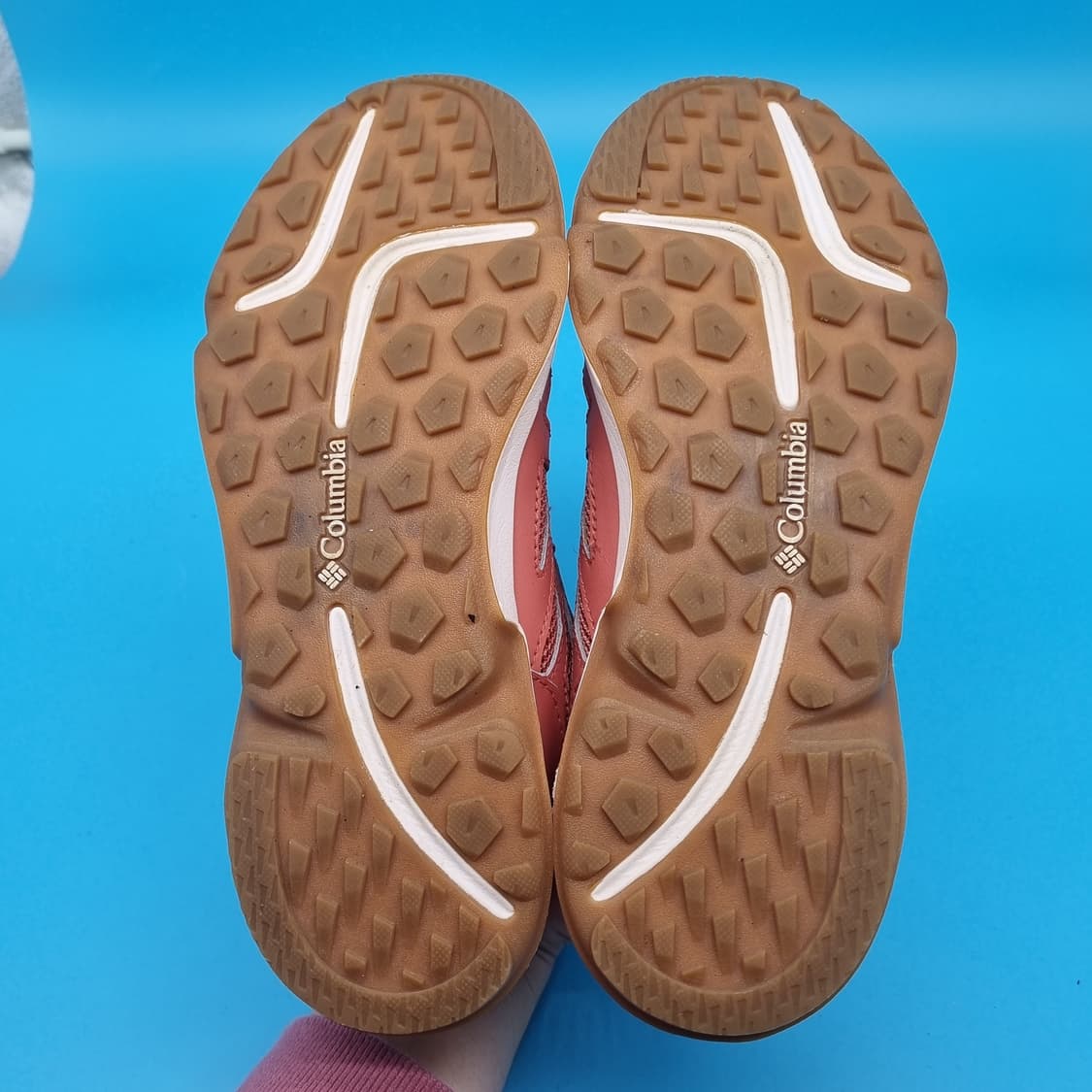 oo 컬럼비아 트레킹화 250 상품이미지3