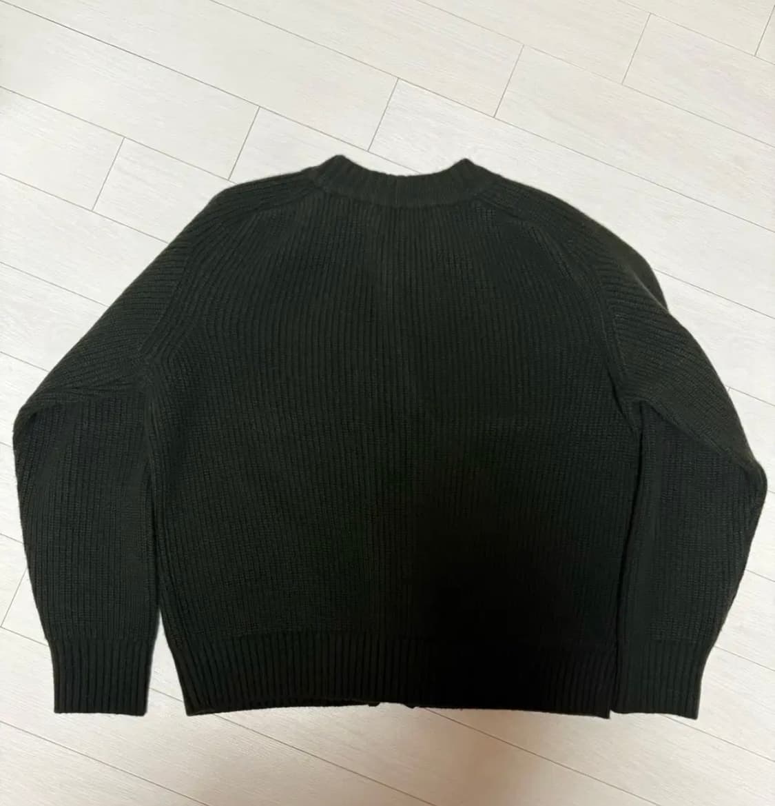 이른 irn 새들 라운드 가디건 다크올리브 상품이미지3