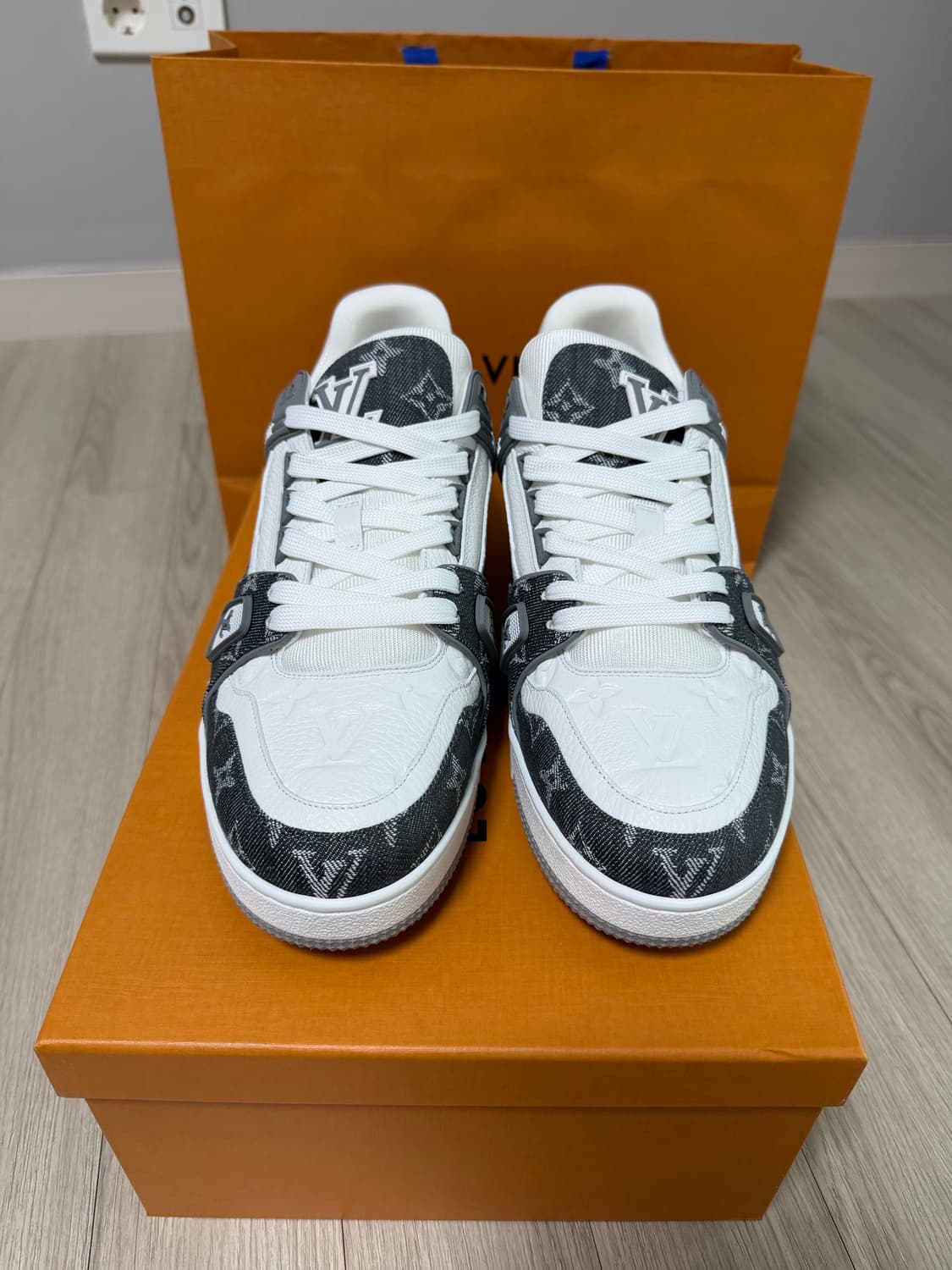 루이비통 Lv트레이너 상품이미지6