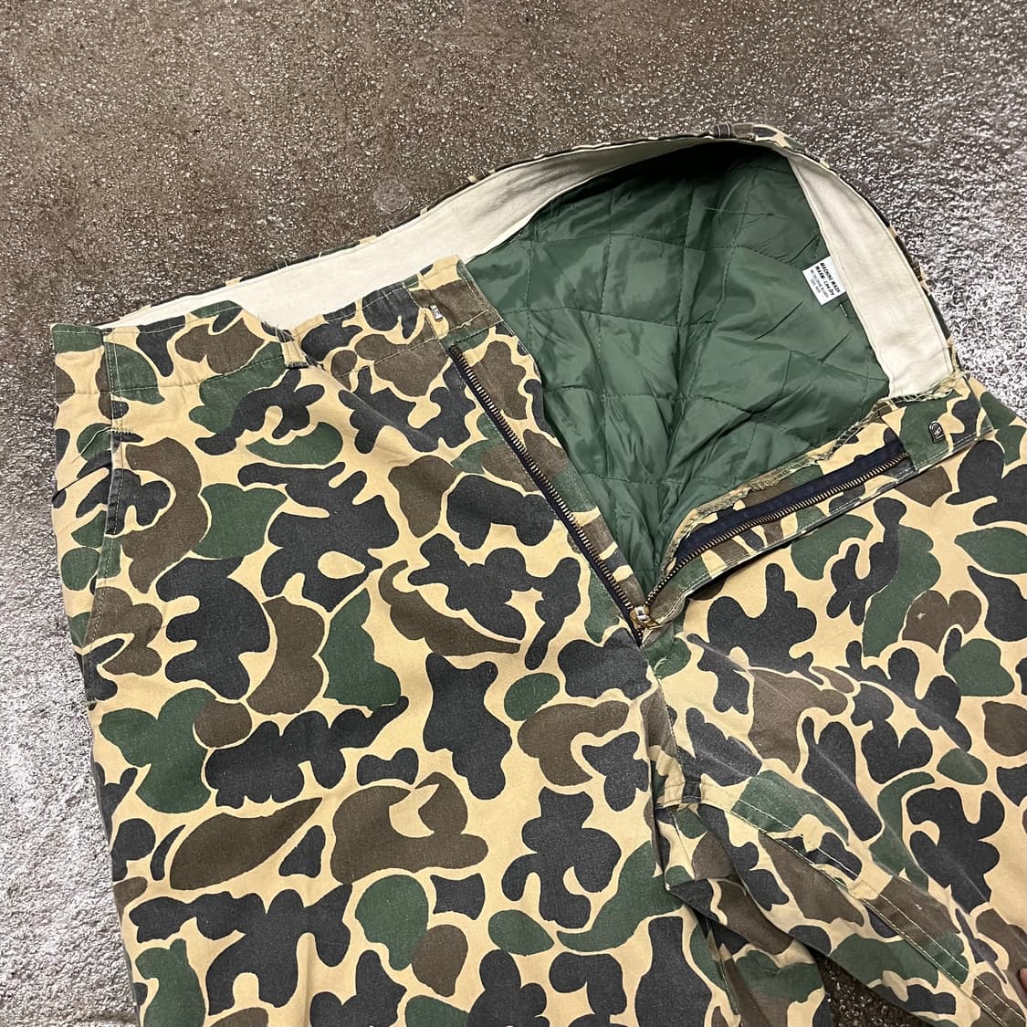 70s 빈티지 덕카모 퀼팅 팬츠 (35“) 상품이미지4