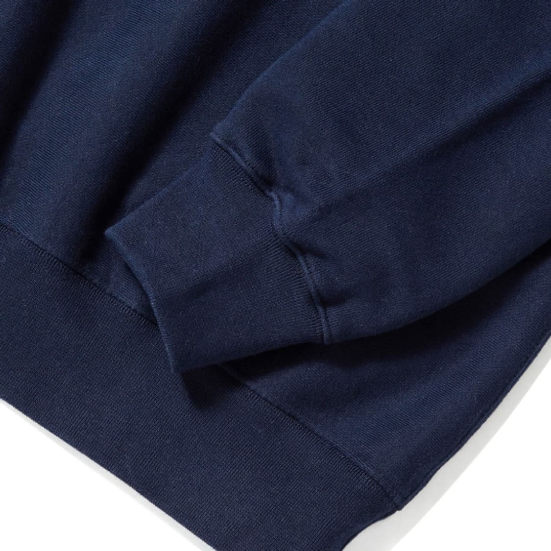 아웃스탠딩 V.S.C 맨투맨 상품이미지4