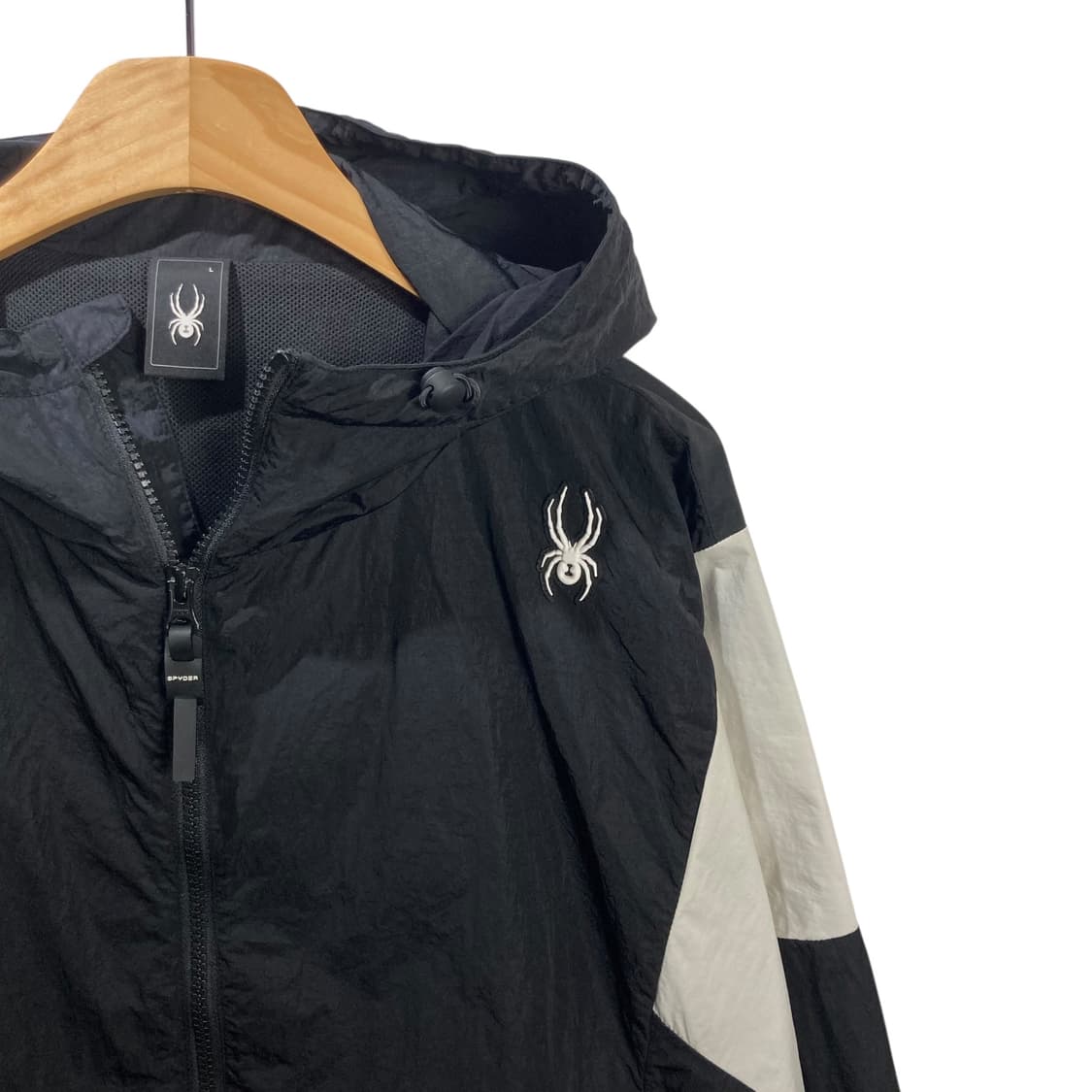 스파이더 배색 블랙 바람막이 상품이미지3