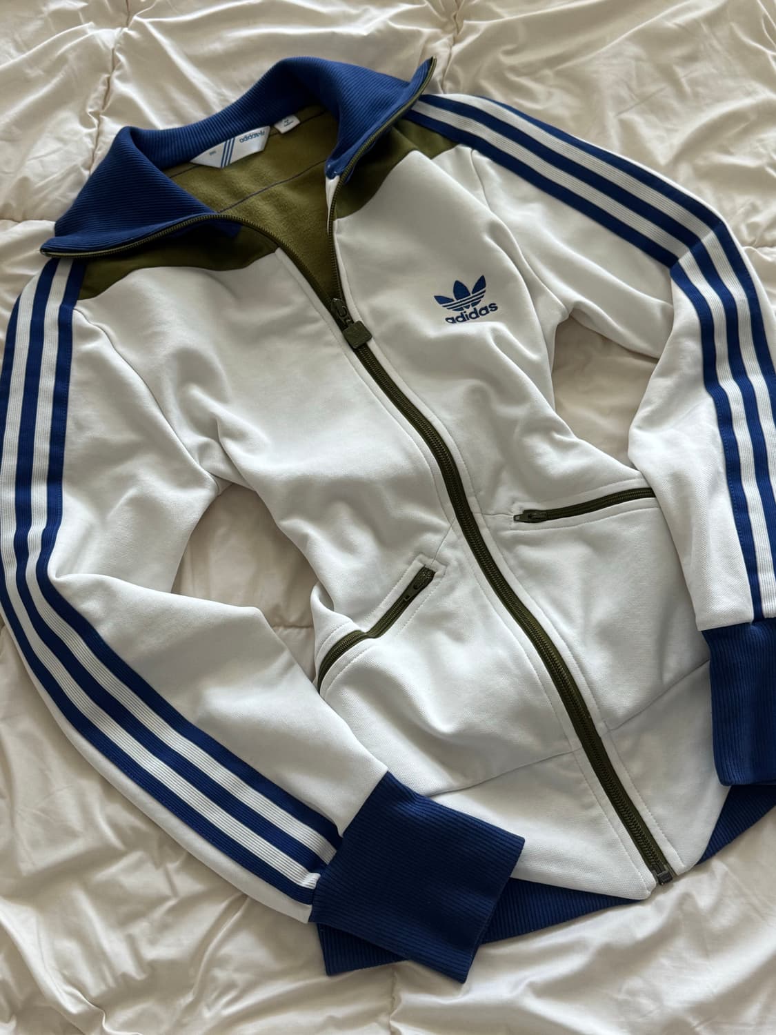 아디다스 올드스쿨 흰파카키 대대장 져지 상품이미지1