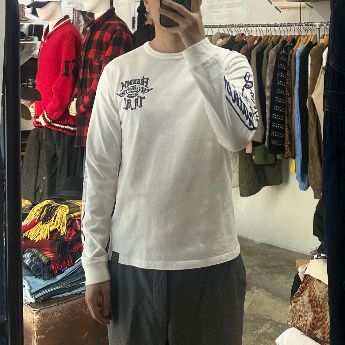 (착용컷) vanson 자수 롱 슬리브 (남성용 M) 상품이미지3