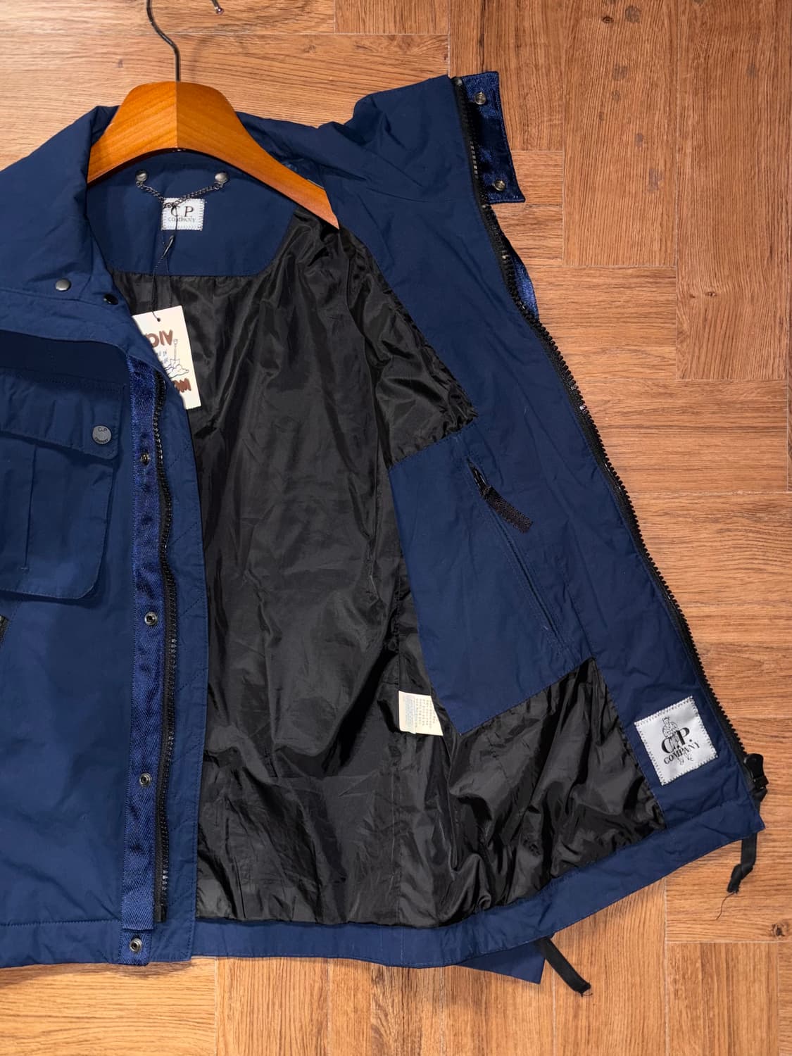 C.P. 컴퍼니 테크 바람막이 상품이미지5
