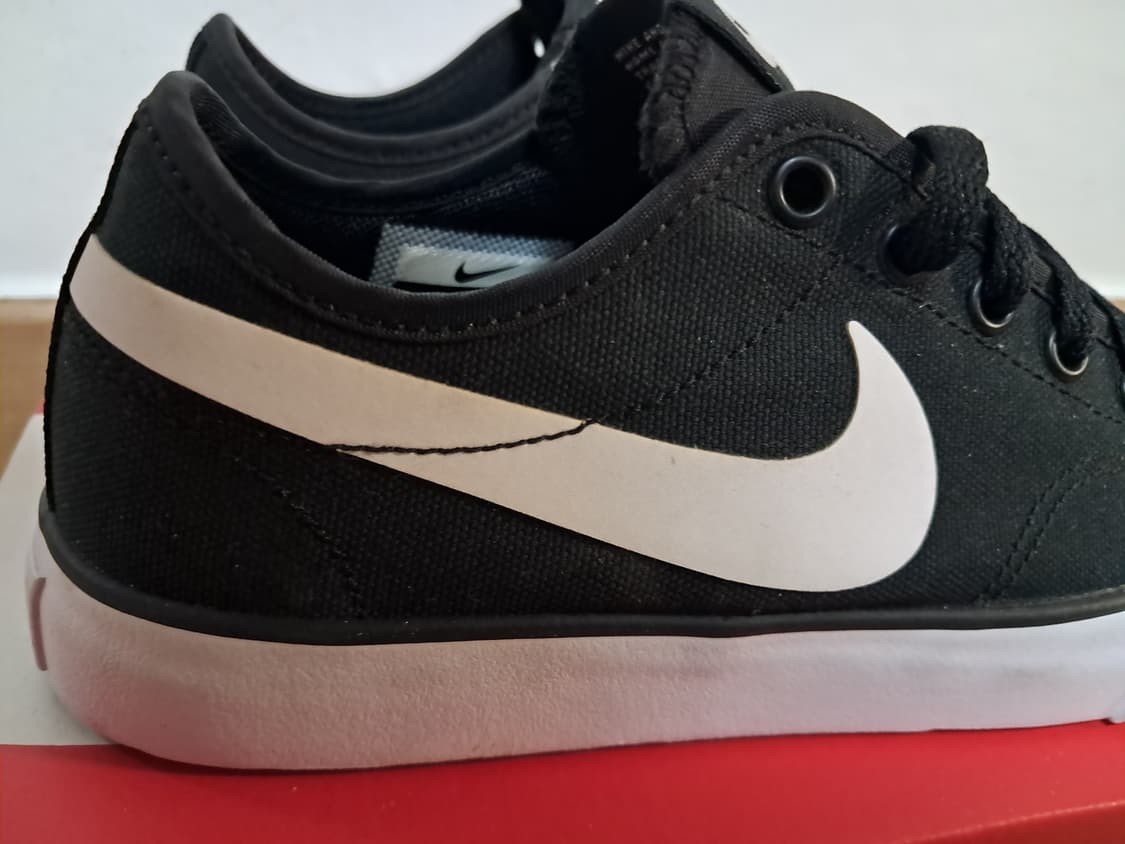 나이키 스니커즈 220 상품이미지5