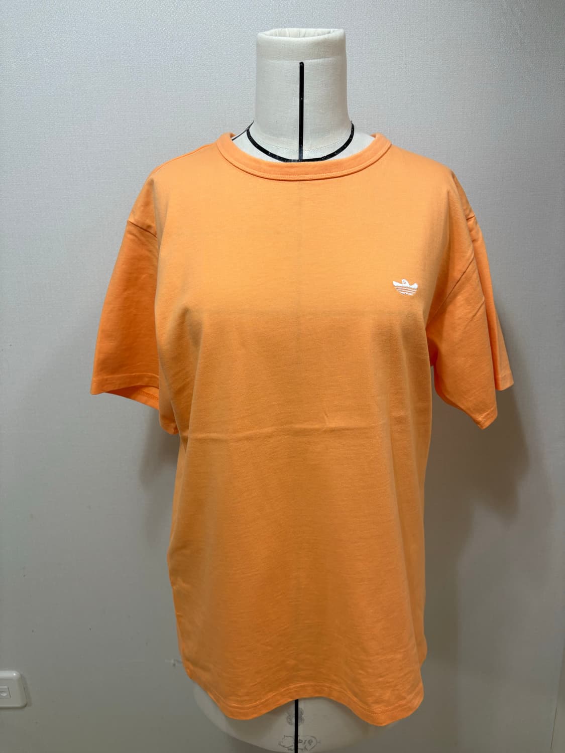 아디다스 adidas original 오렌지 반팔  상품이미지1