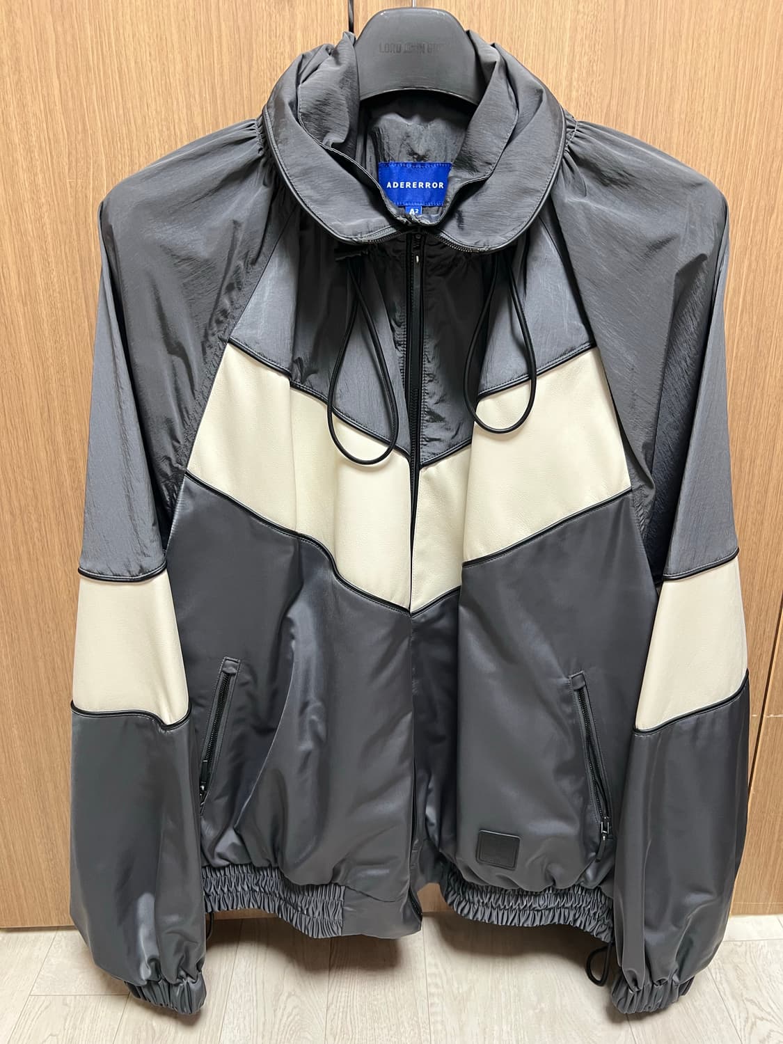 아더에러 멤 점퍼 초판 A2 상품이미지1