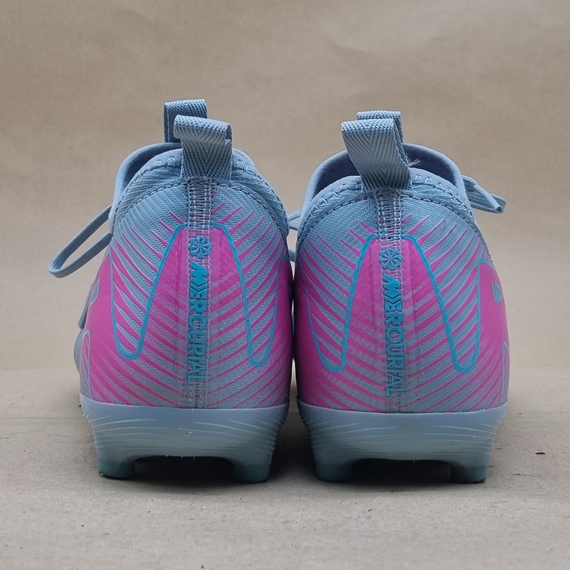 나이키  줌머큐리얼베이퍼16 축구화 240 상품이미지3