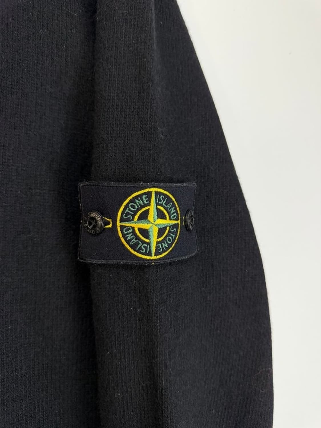 스톤아일랜드 22FW 반집업 울니트 상품이미지4