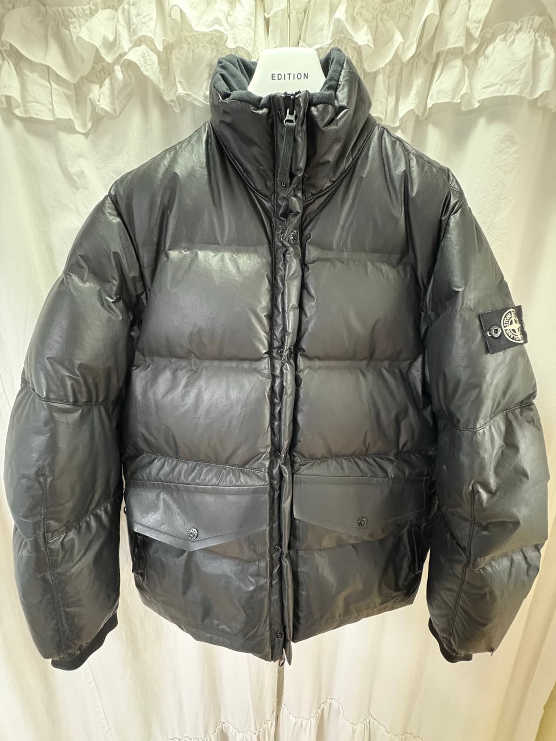 스톤아일랜드 화이트 와펜 레더 양가죽 무스탕 다운 패딩  상품이미지1