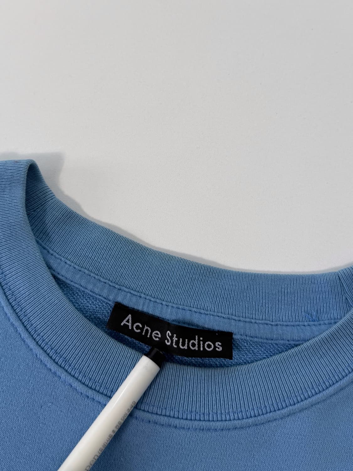 아크네 스튜디오 오버핏  스카이블루 포바 페이스 스웻 셔츠 상품이미지5