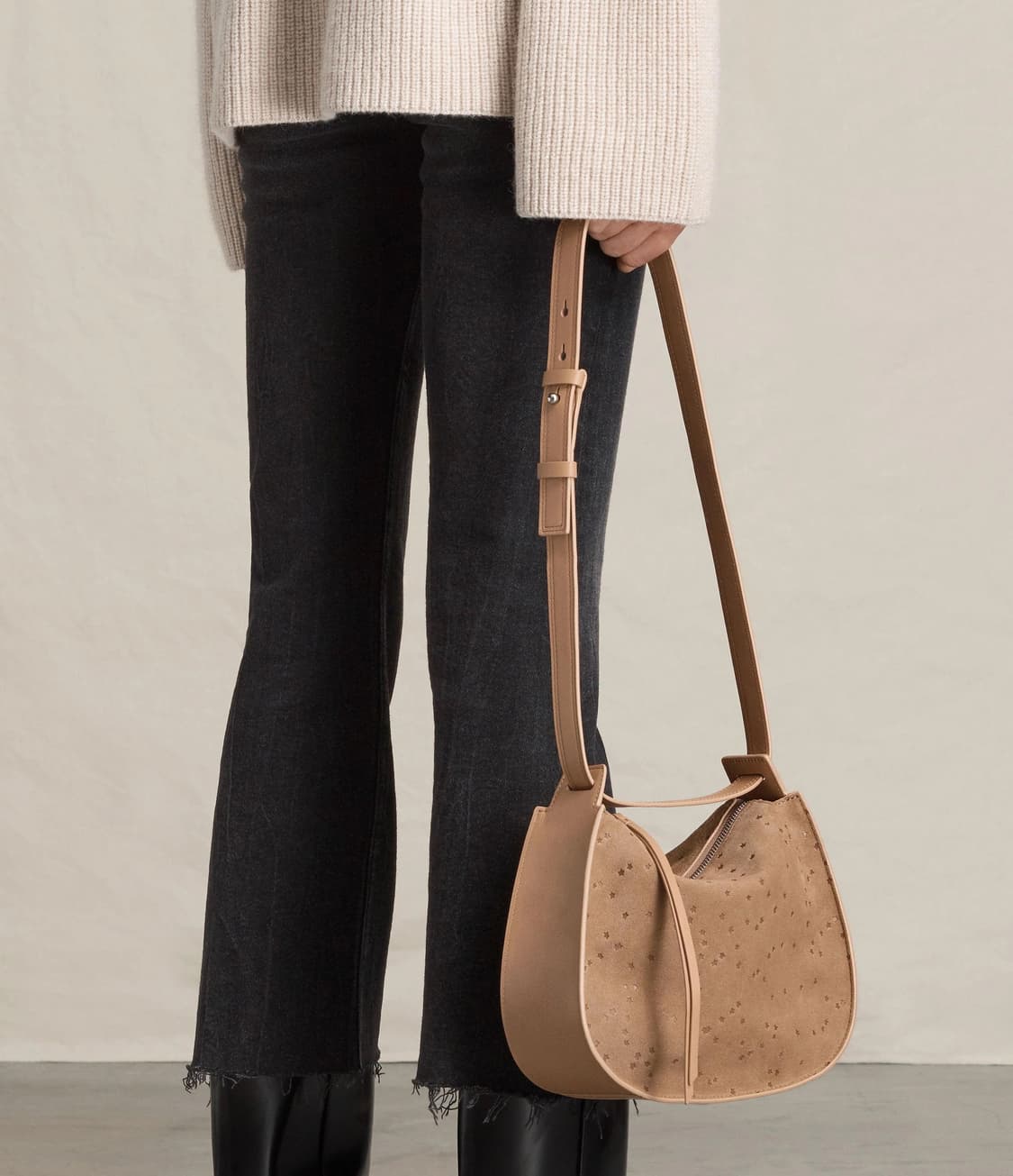 AllSaints 스웨이드 별패턴 숄더백 토트백 상품이미지4