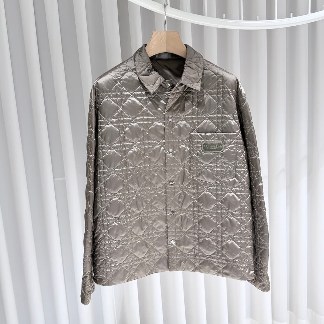 48 / 디올 까나쥬 패디드 경량 패딩 자켓 / 미사용 상품이미지3