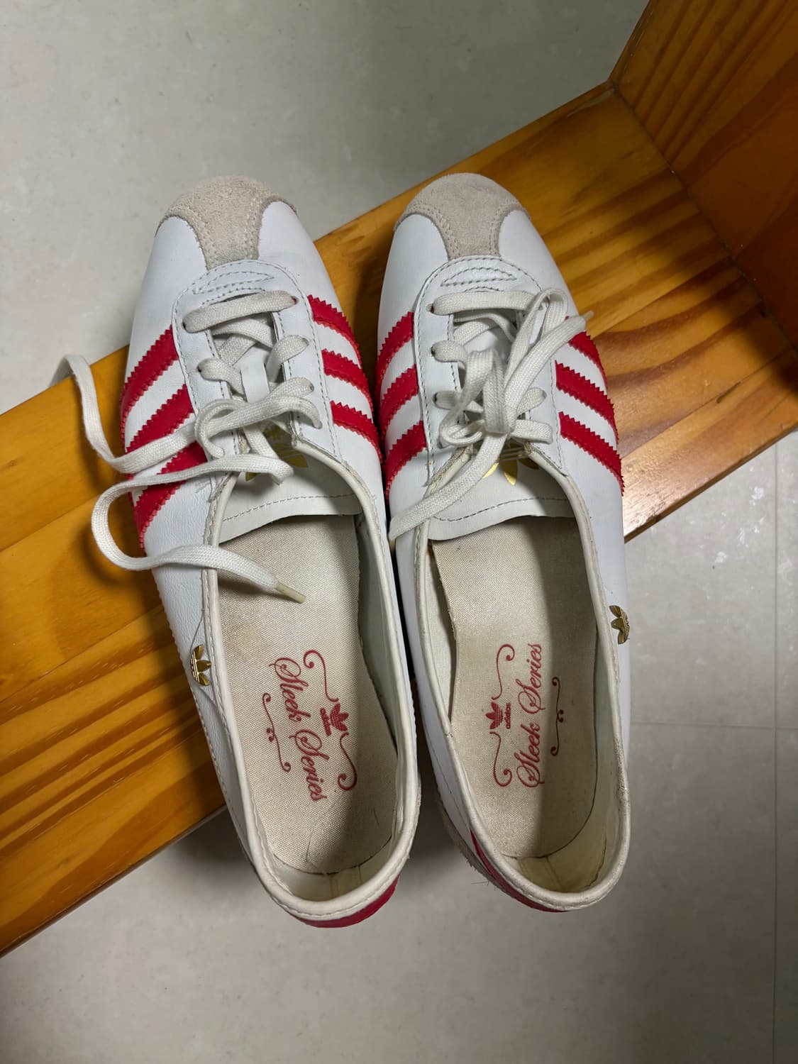 아디다스 발레슈즈 스타일 스니커즈 240 상품이미지1