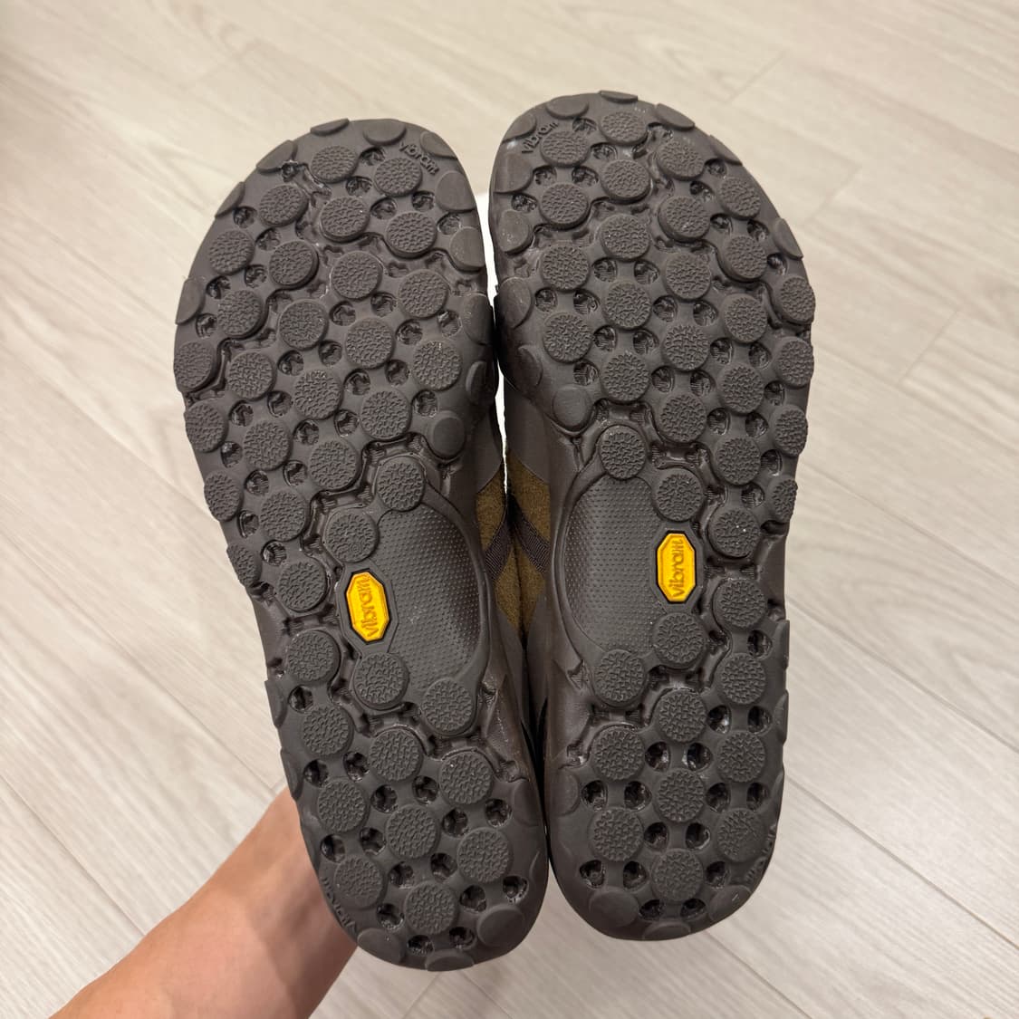 [275] 뉴발란스 x 디스트릭트 비전 MT10O 데저트 팜 상품이미지5