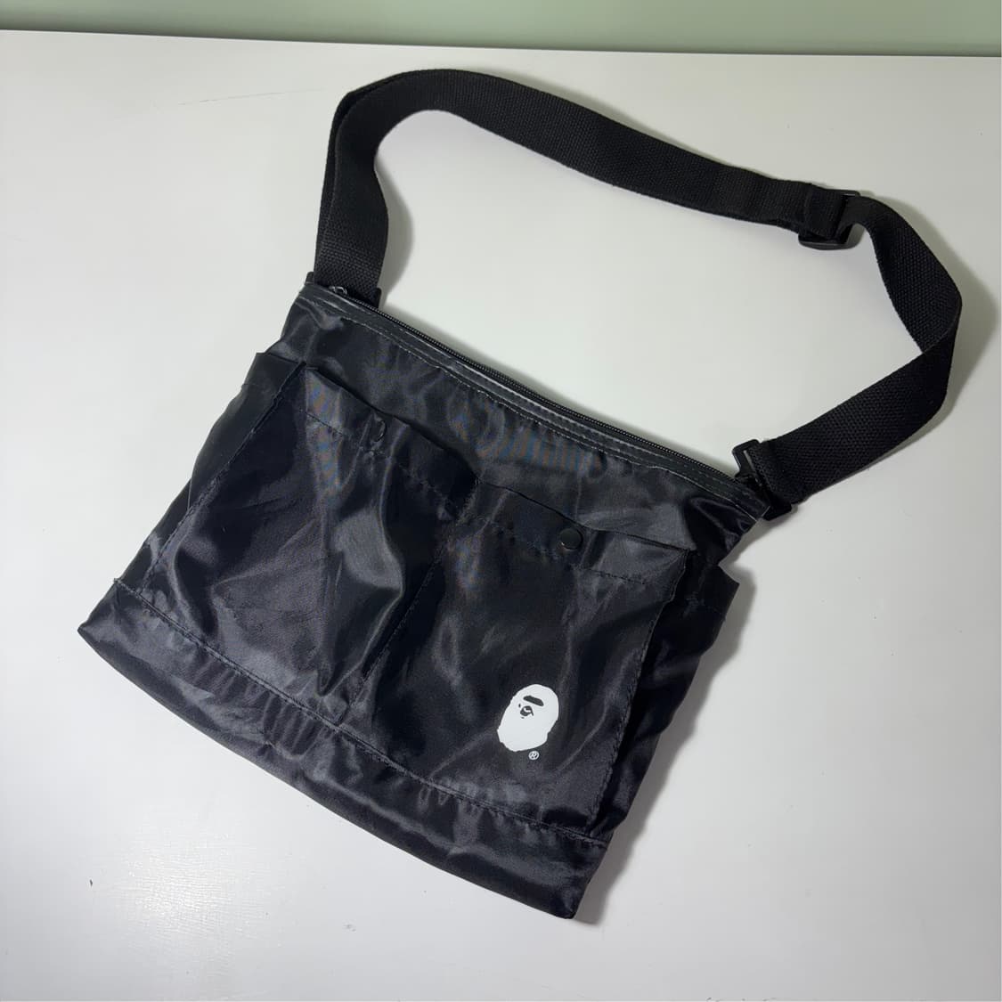 OS 베이프 블랙 부록 크로스백 상품이미지2