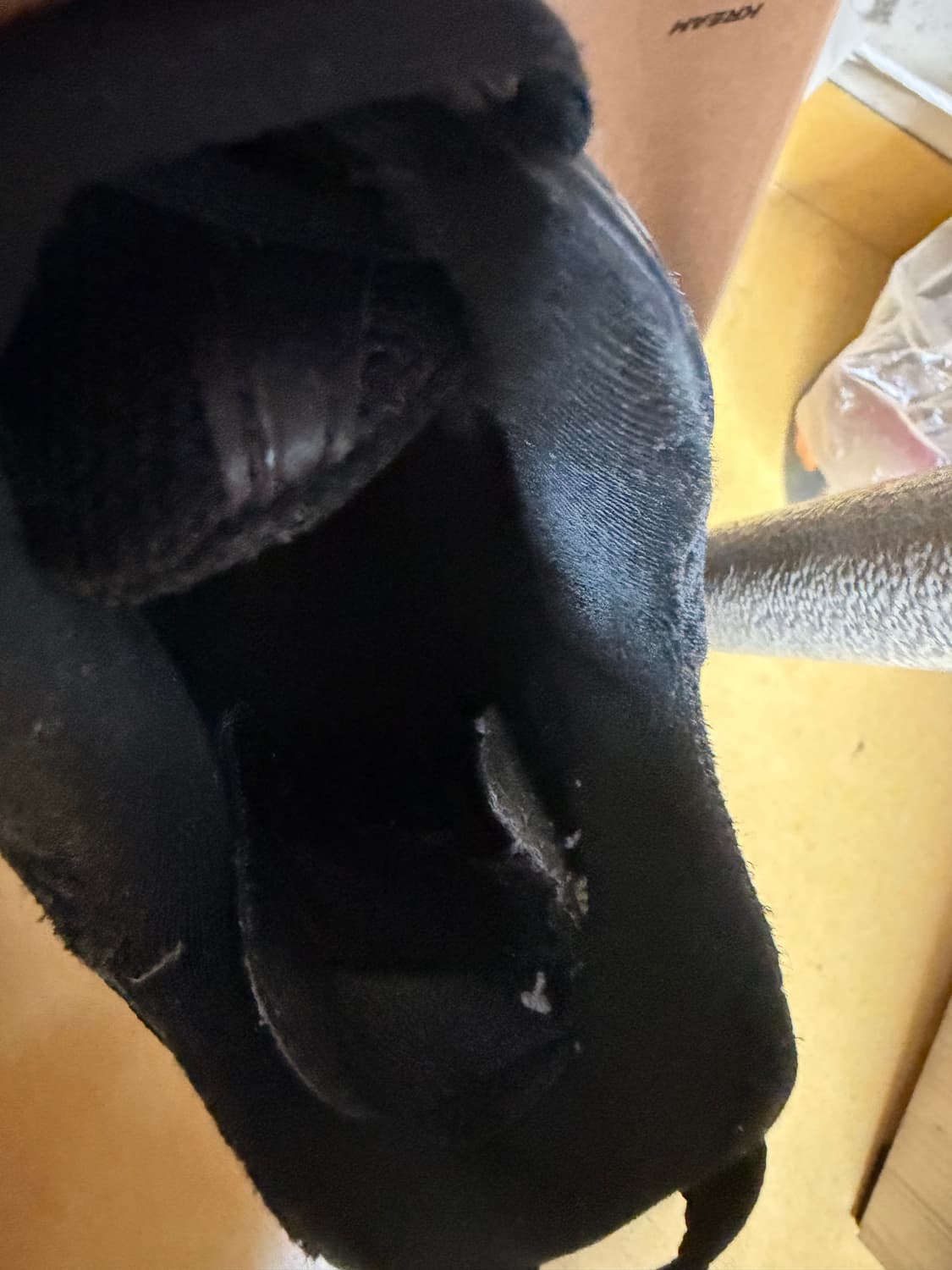 발렌시아가 디펜더 42 상품이미지4