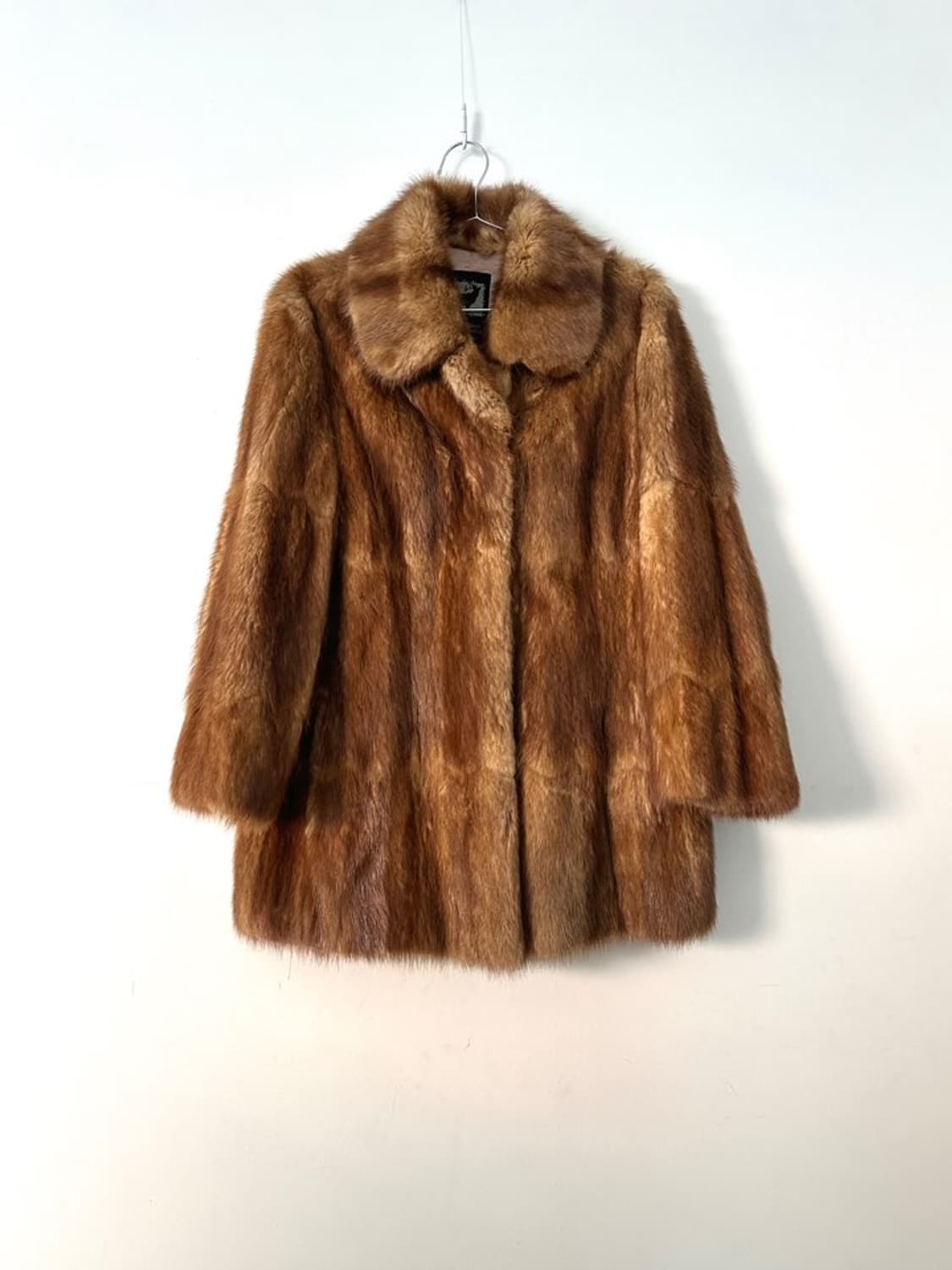 Orange brown muskrat fur jacket 상품이미지1