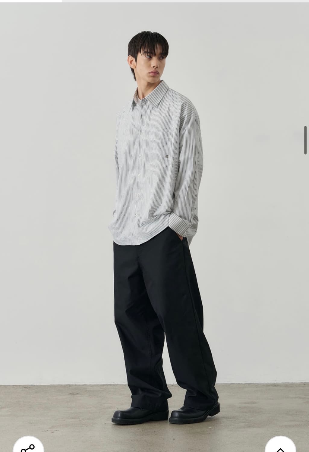 (L) 알리스 포인티드 실키 스트라이프 셔츠 [화이트] 판매 상품이미지5