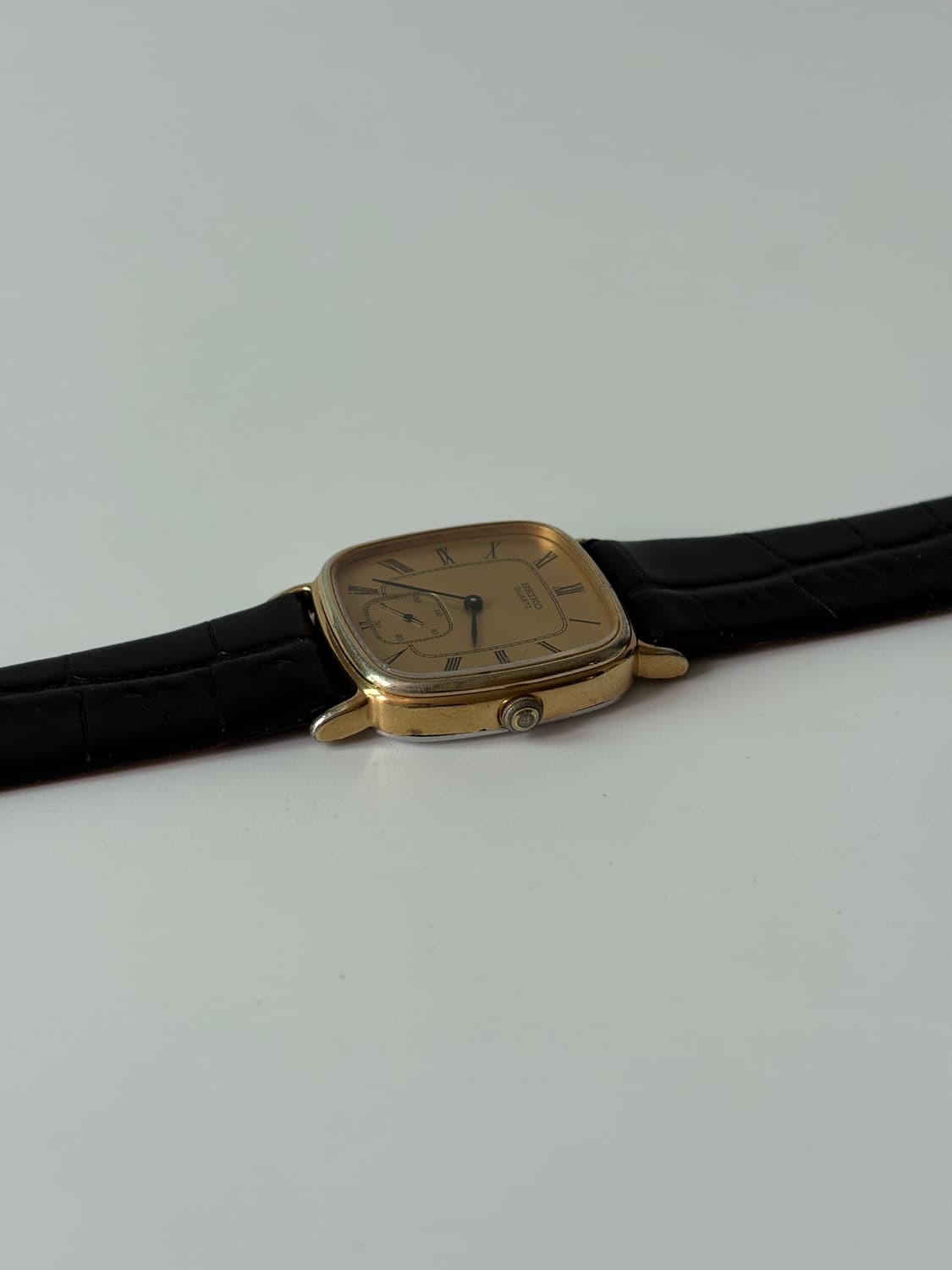 1980s Small Seconds Gold Square Quartz 상품이미지3
