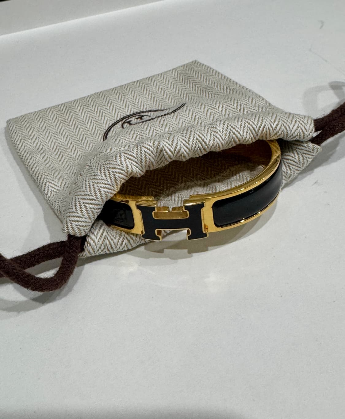 에르메스 클릭아슈 팔찌 금장 블랙 상품이미지1