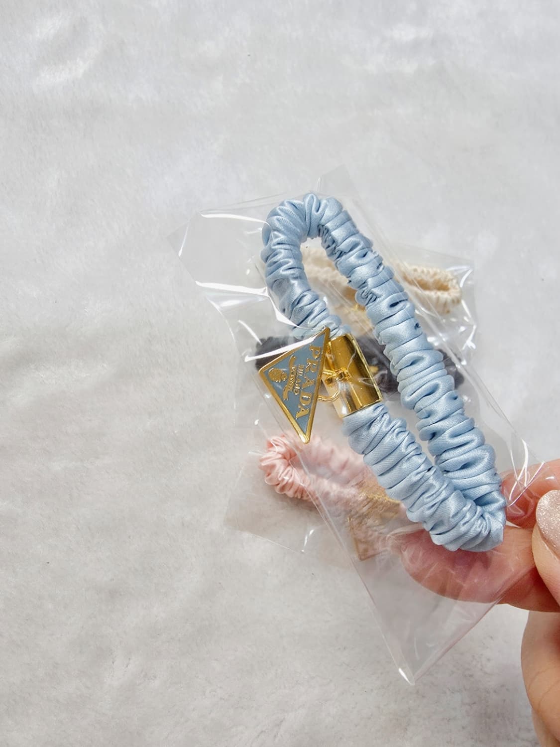 빈티지 프라다 헤어슈슈 고급 상품이미지2