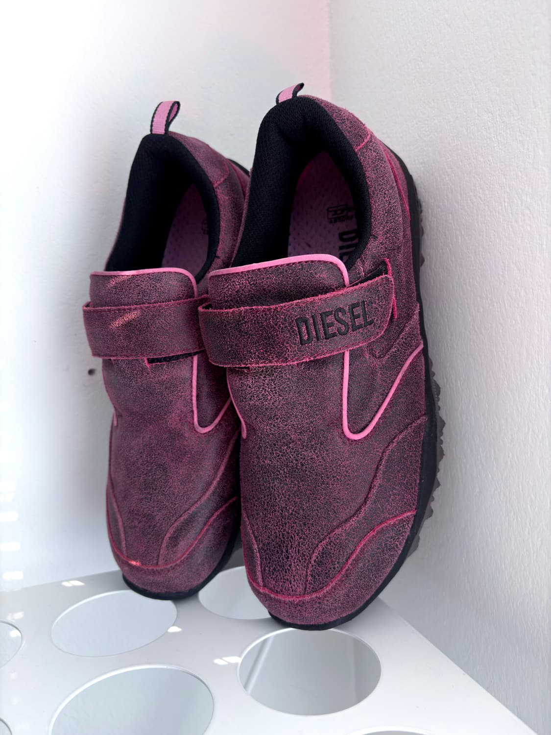 2000s 디젤 Y2k 테크 스니커즈 상품이미지3