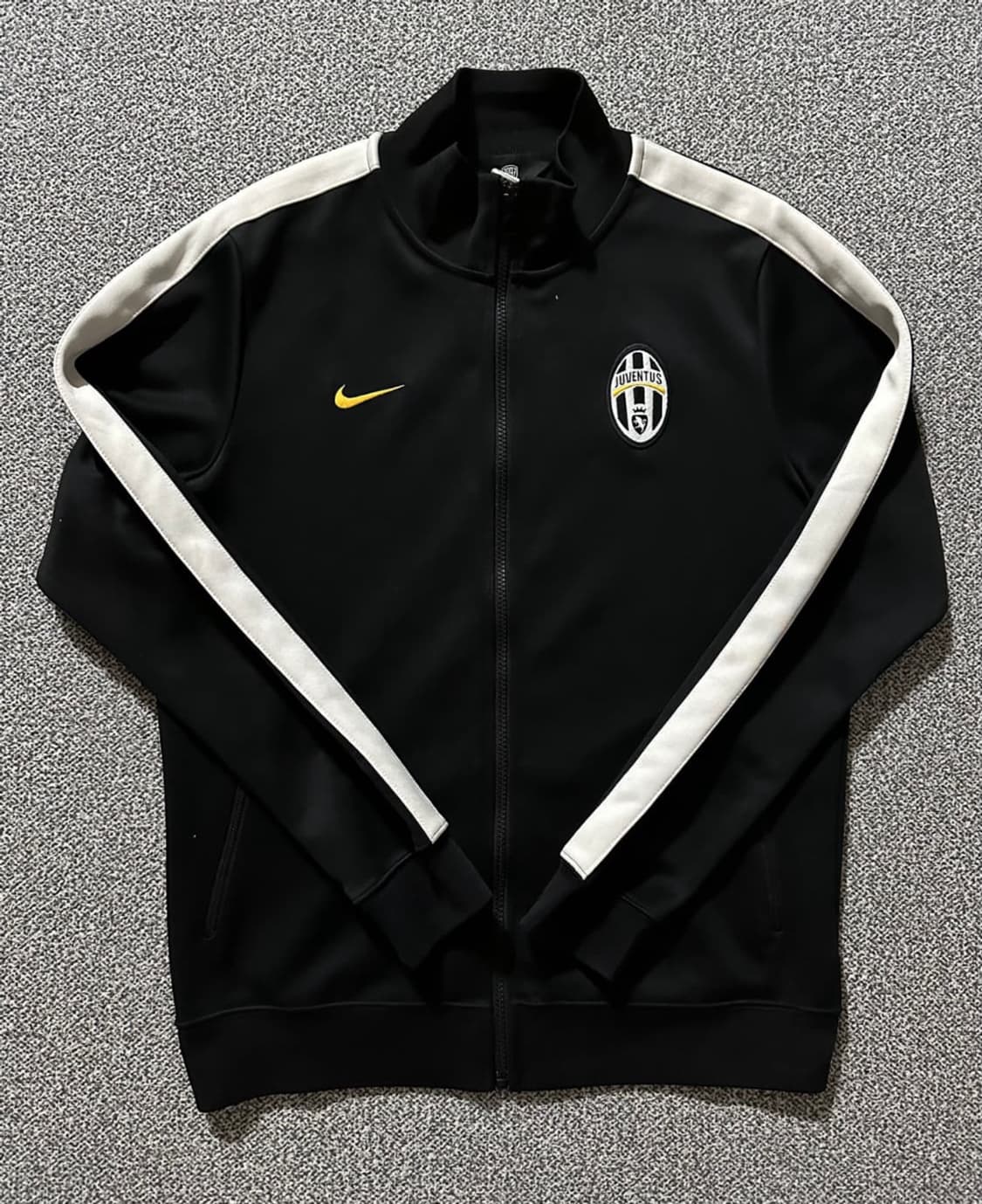 나이키 유벤투스 트랙탑 져지 상품이미지1