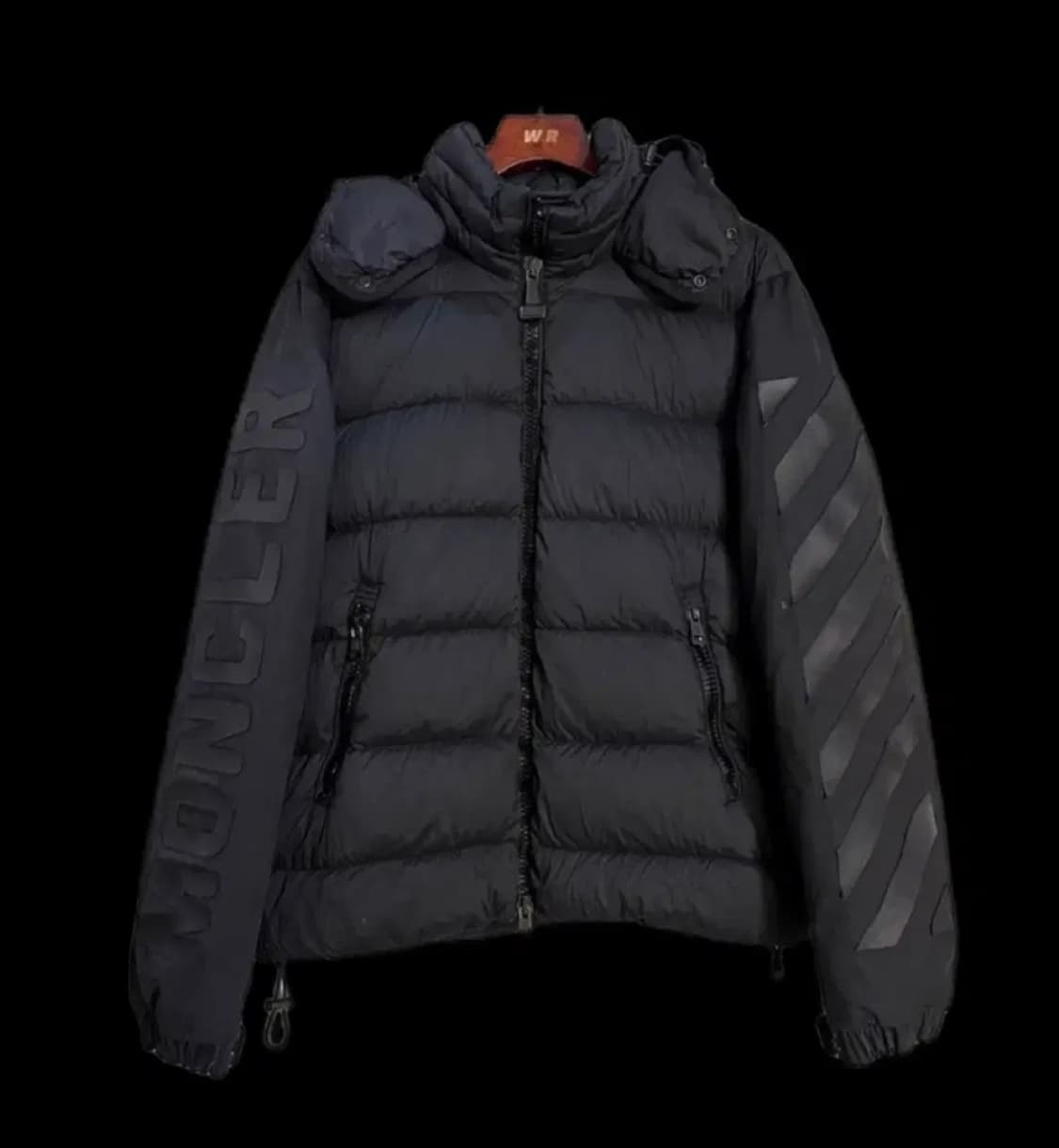[정품] 몽클레어X오프화이트 그래픽 한정판  패딩 자켓 블랙 3 상품이미지3
