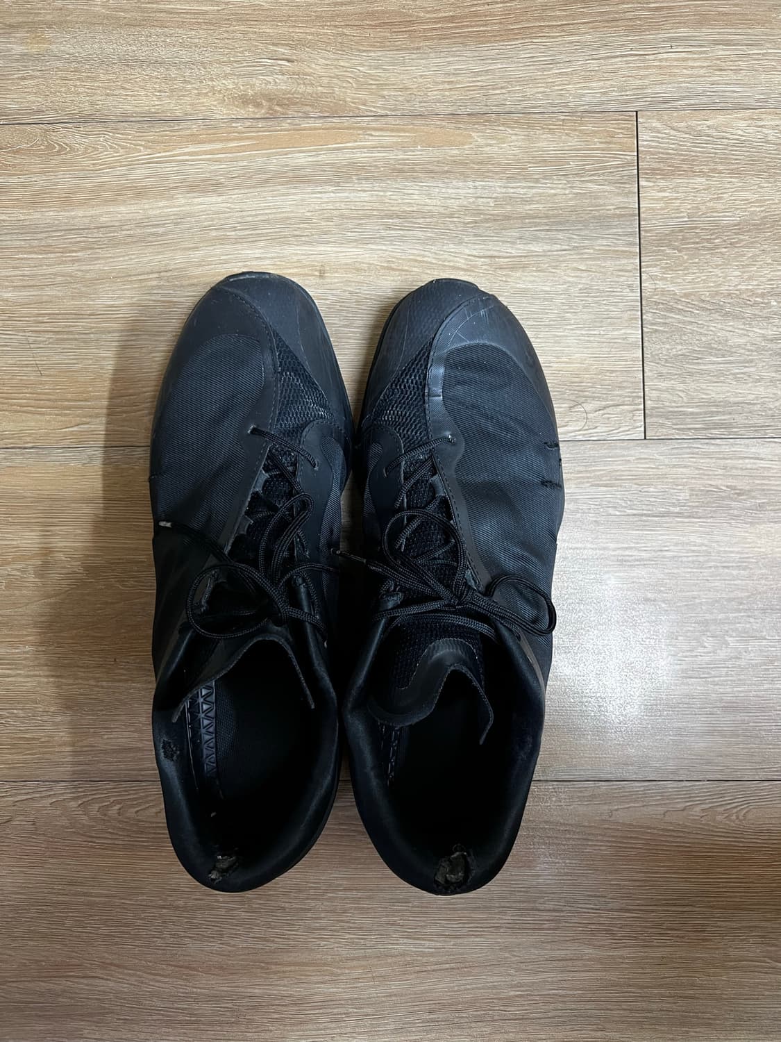 온러닝 X 포스트아카이브팩션 신발 상품이미지4