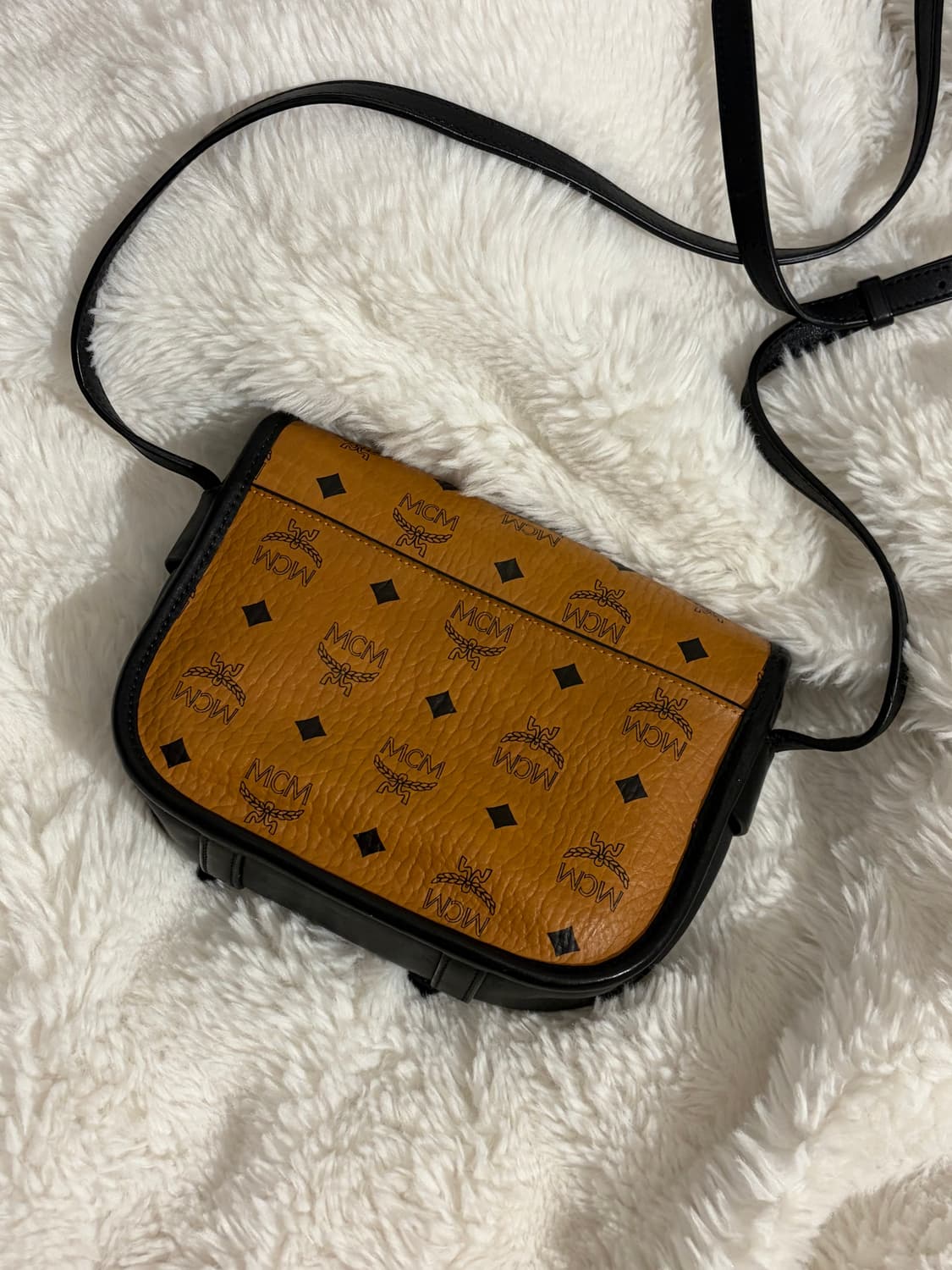 MCM 비세토스 레더 크로스백 상품이미지4