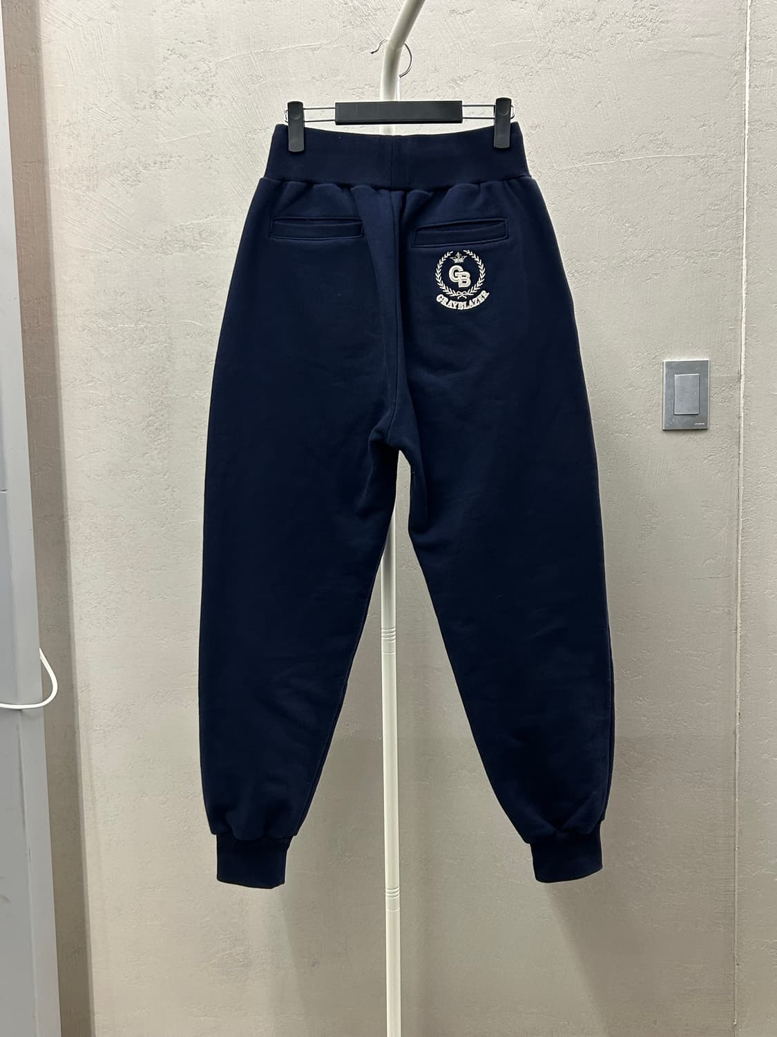 CHADPROM 채드프롬 네이비 조거 트레이닝 팬츠 상품이미지2