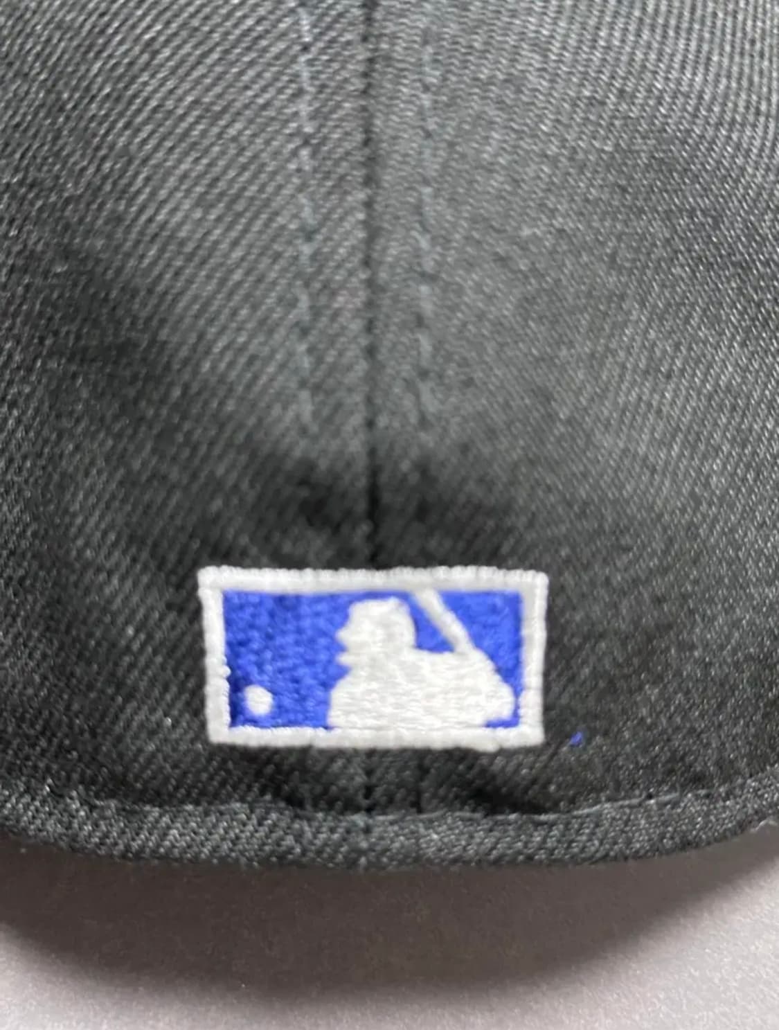 뉴에라 LA 다저스 OG 블랙/화이트/블루 피티드 7 3/8 상품이미지3