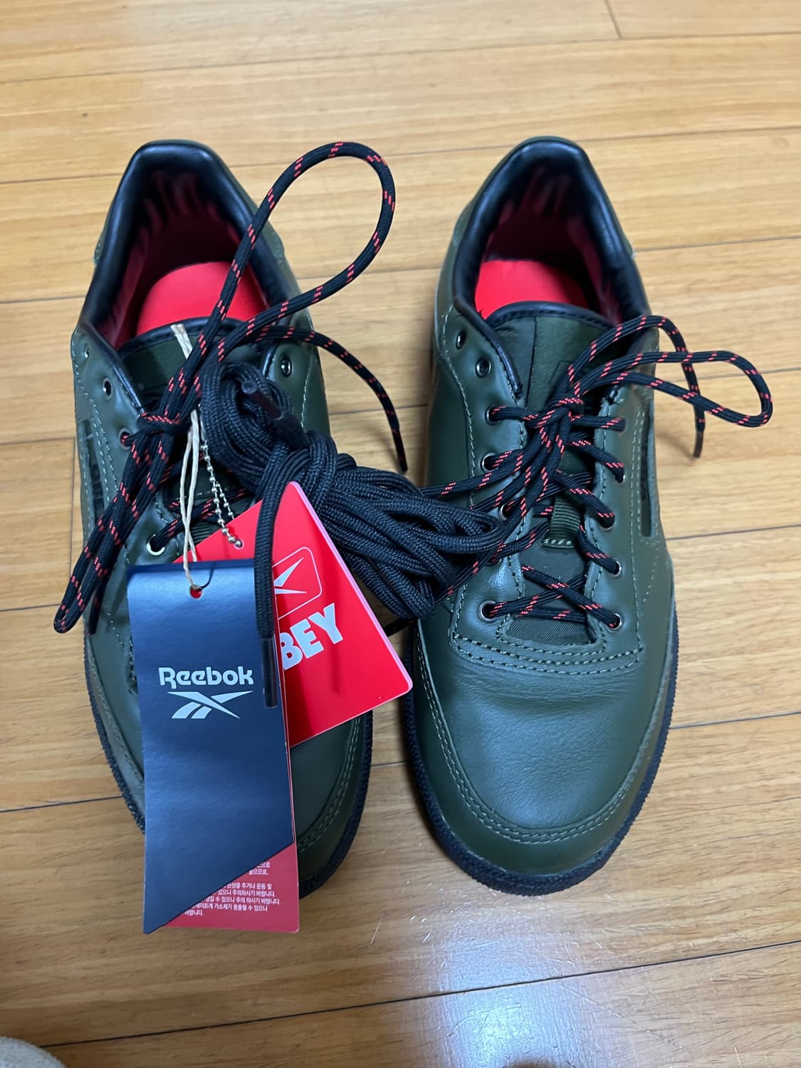 리복 x 오베이 클럽씨 240 상품이미지1