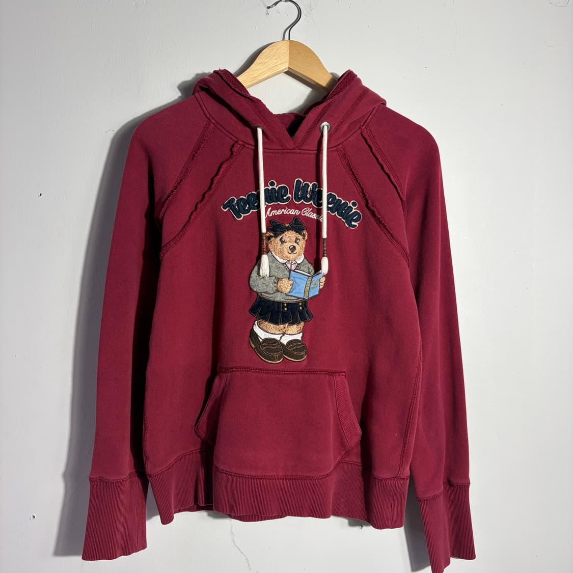 티니위니 절개 스티치 버건디 후드티 (무료배송) 상품이미지1