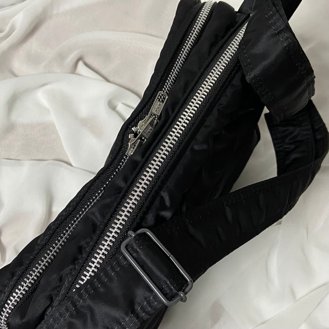 미품)PORTER 포터 탱커 숄더백 L 블랙 상품이미지3