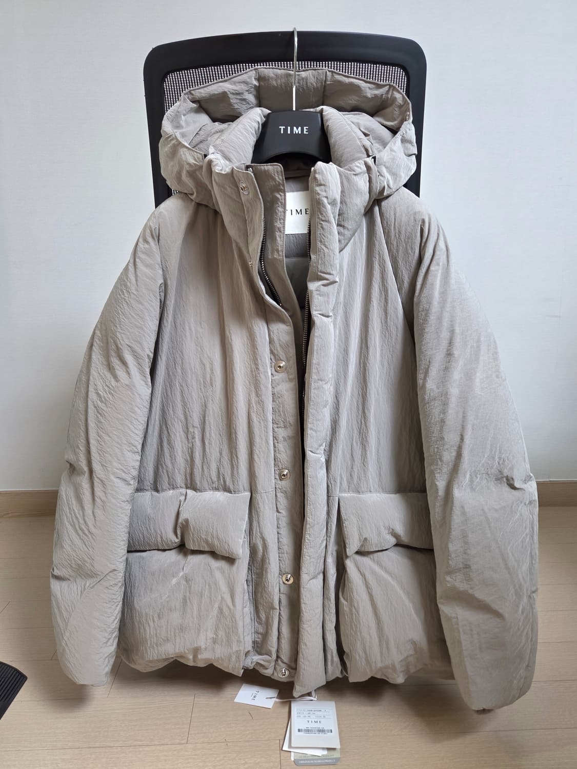 [정품] 타임옴므 24ss 남성 크링클 헝가리구스 패딩 105 size 상품이미지2