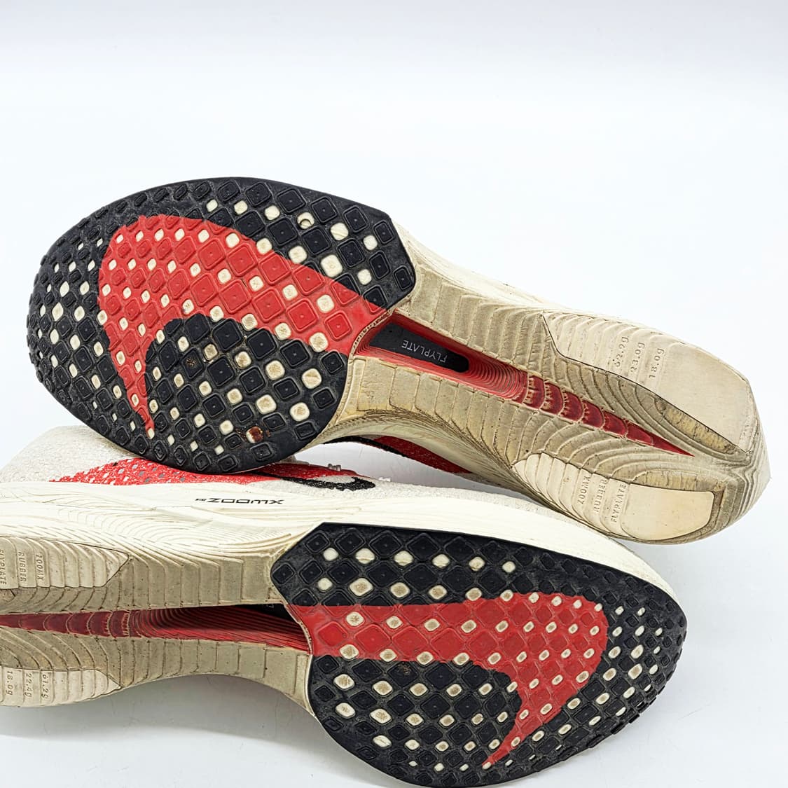 나이키 줌X 베이퍼 플라이 넥스트%3 엘리우드 킵초게 (265) 상품이미지3