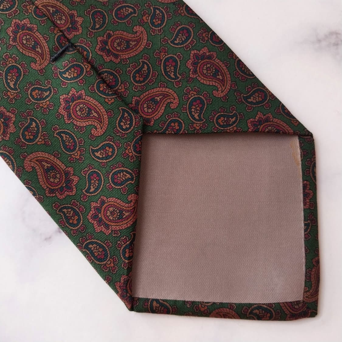 리버티 실크 그린 페이즐리 넥타이 9cm A+등급 K1910
 상품이미지8